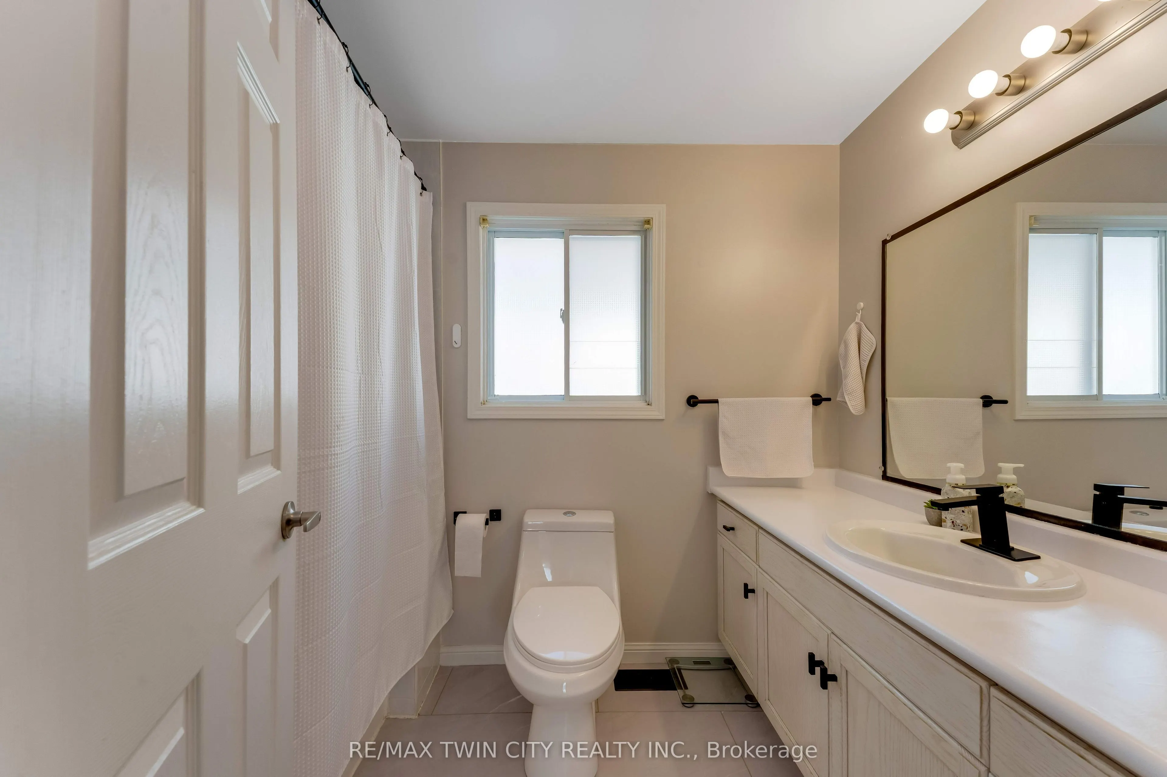 268 Keewatin Avenue