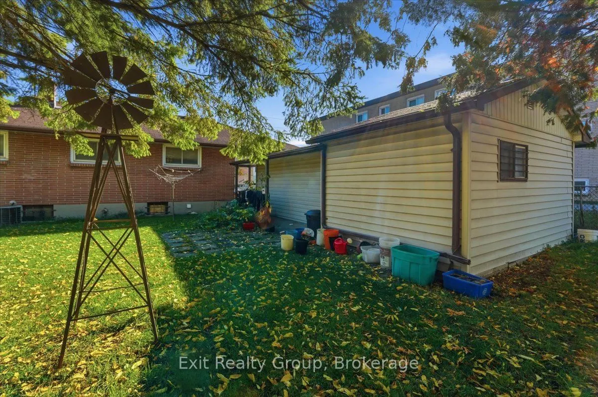 196 Yeomans Street