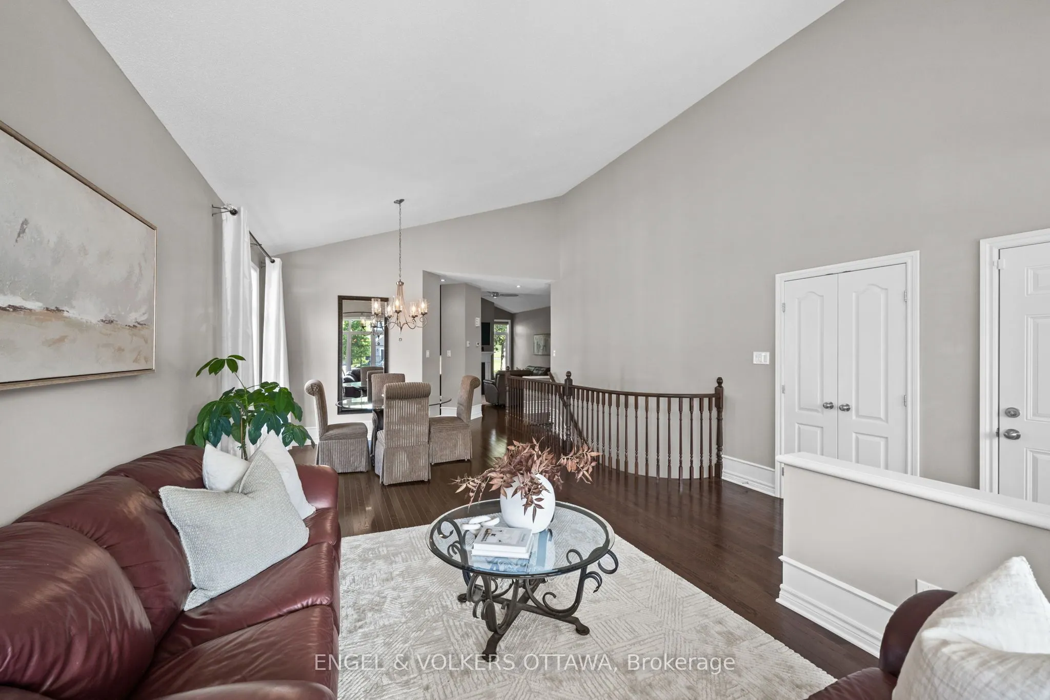 112 Equinelle Drive
