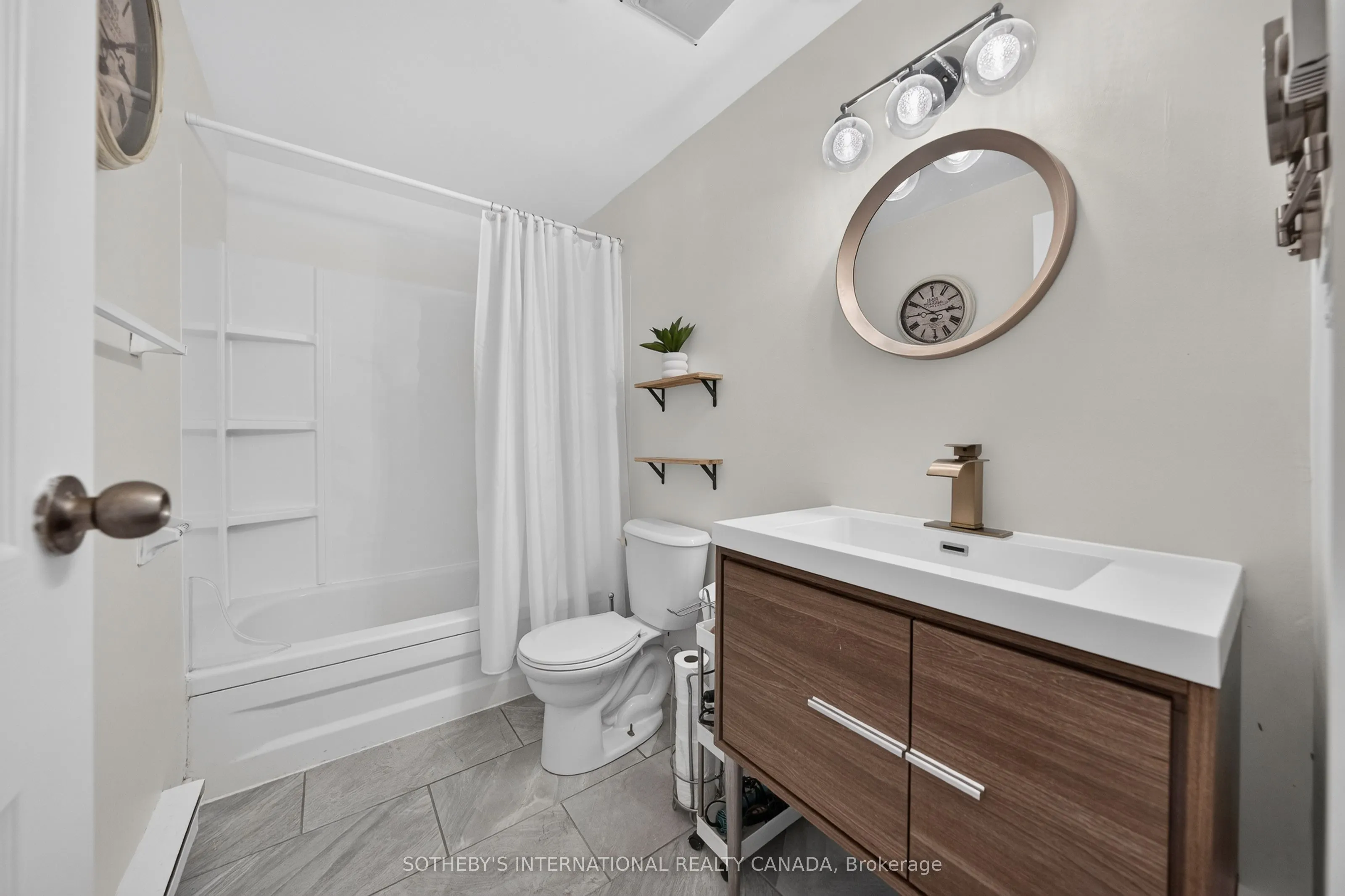 164 Henry Street #D