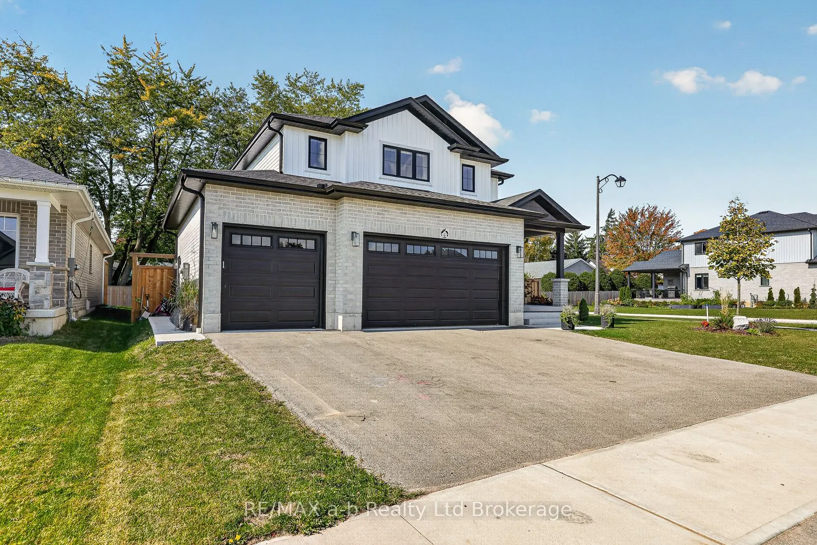 6 Diamond Street