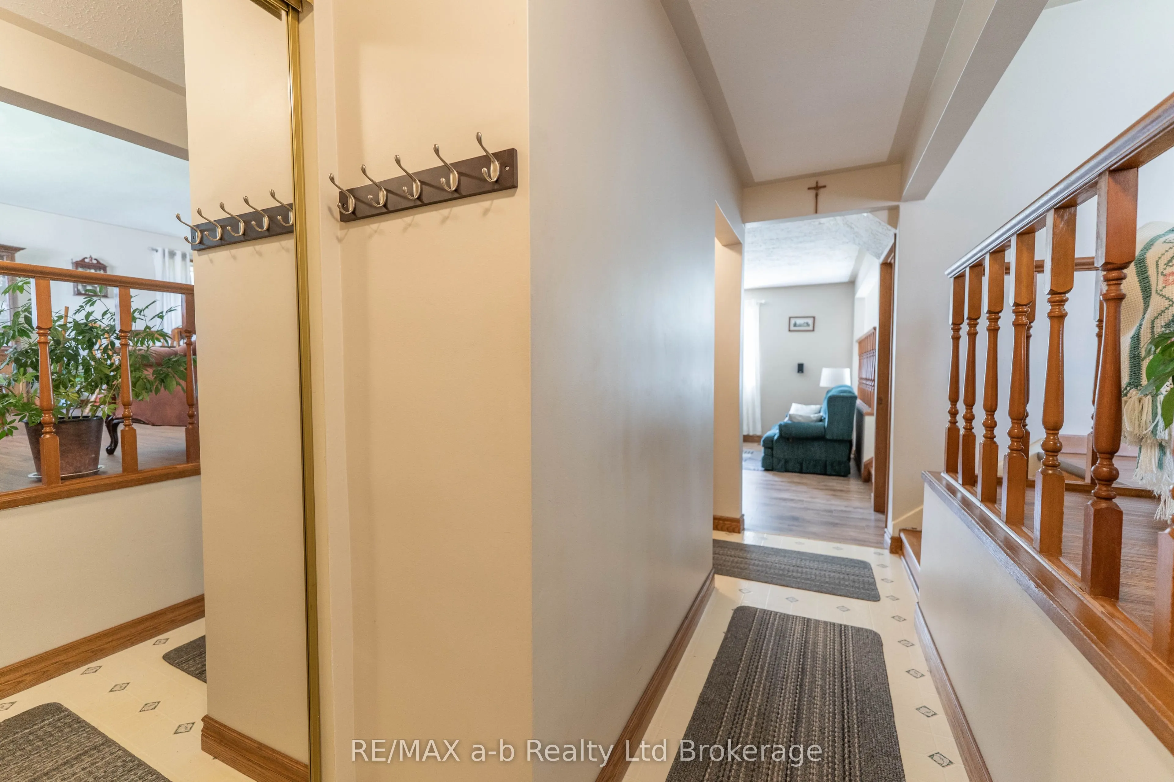 2 Cranberry Road