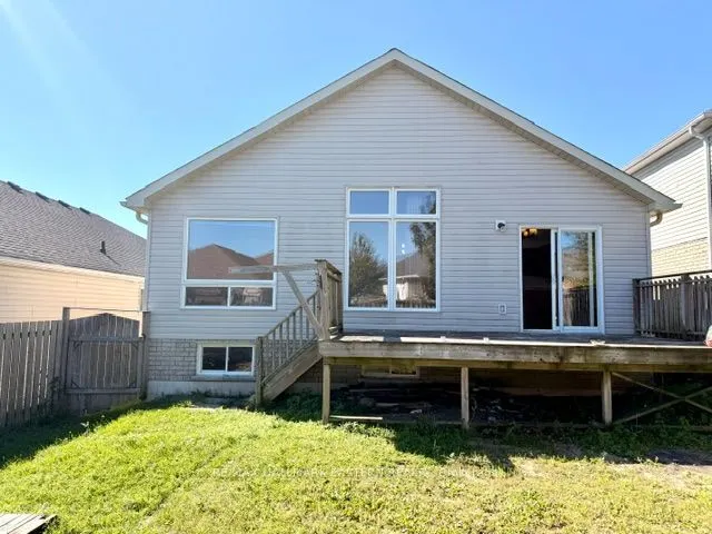 528 Clancy Crescent