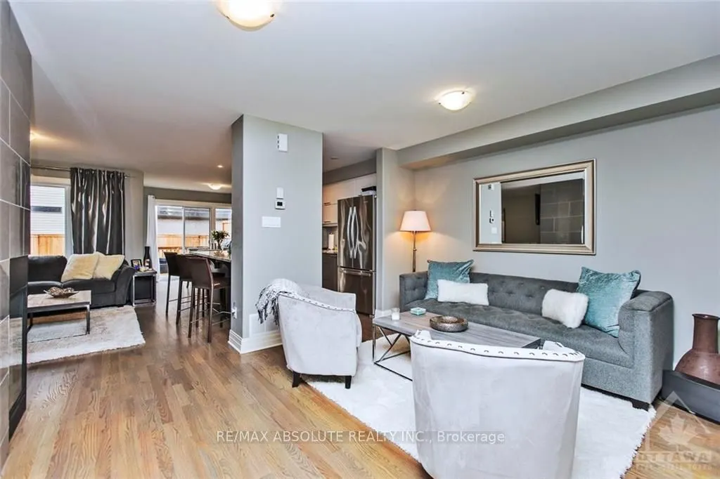 159 WOODHURST Crescent