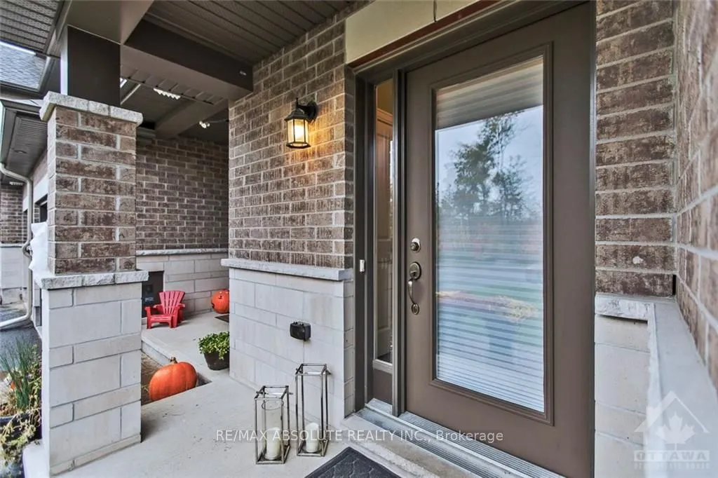 159 WOODHURST Crescent