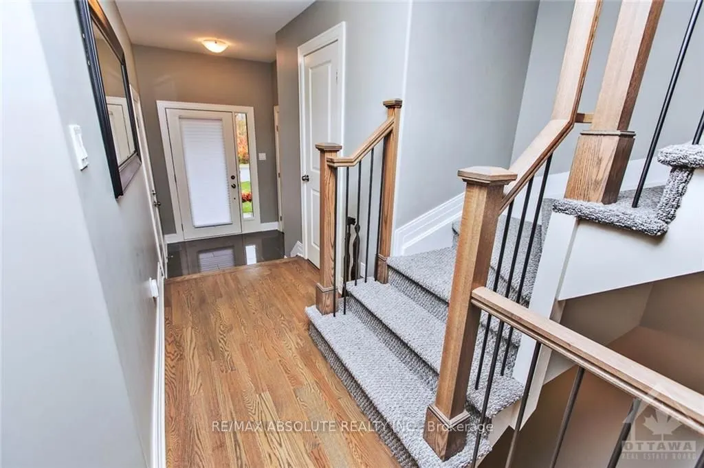 159 WOODHURST Crescent