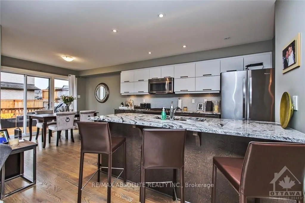 159 WOODHURST Crescent