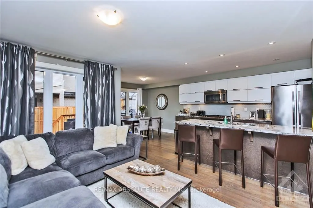159 WOODHURST Crescent