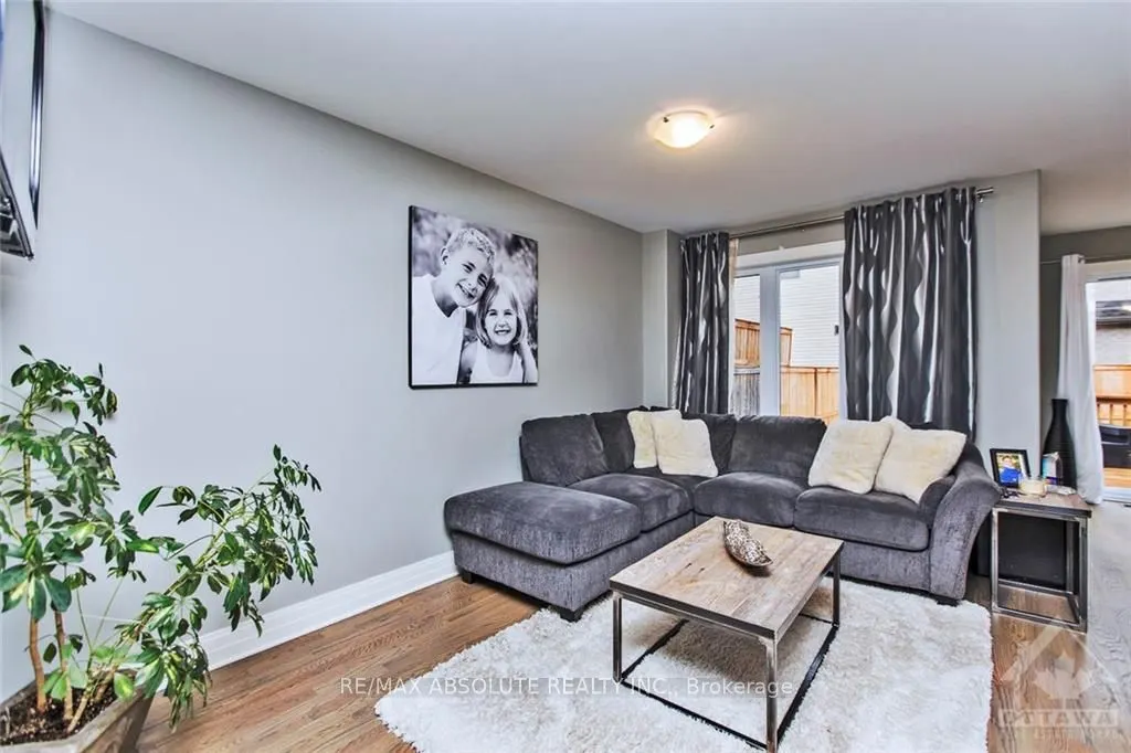 159 WOODHURST Crescent