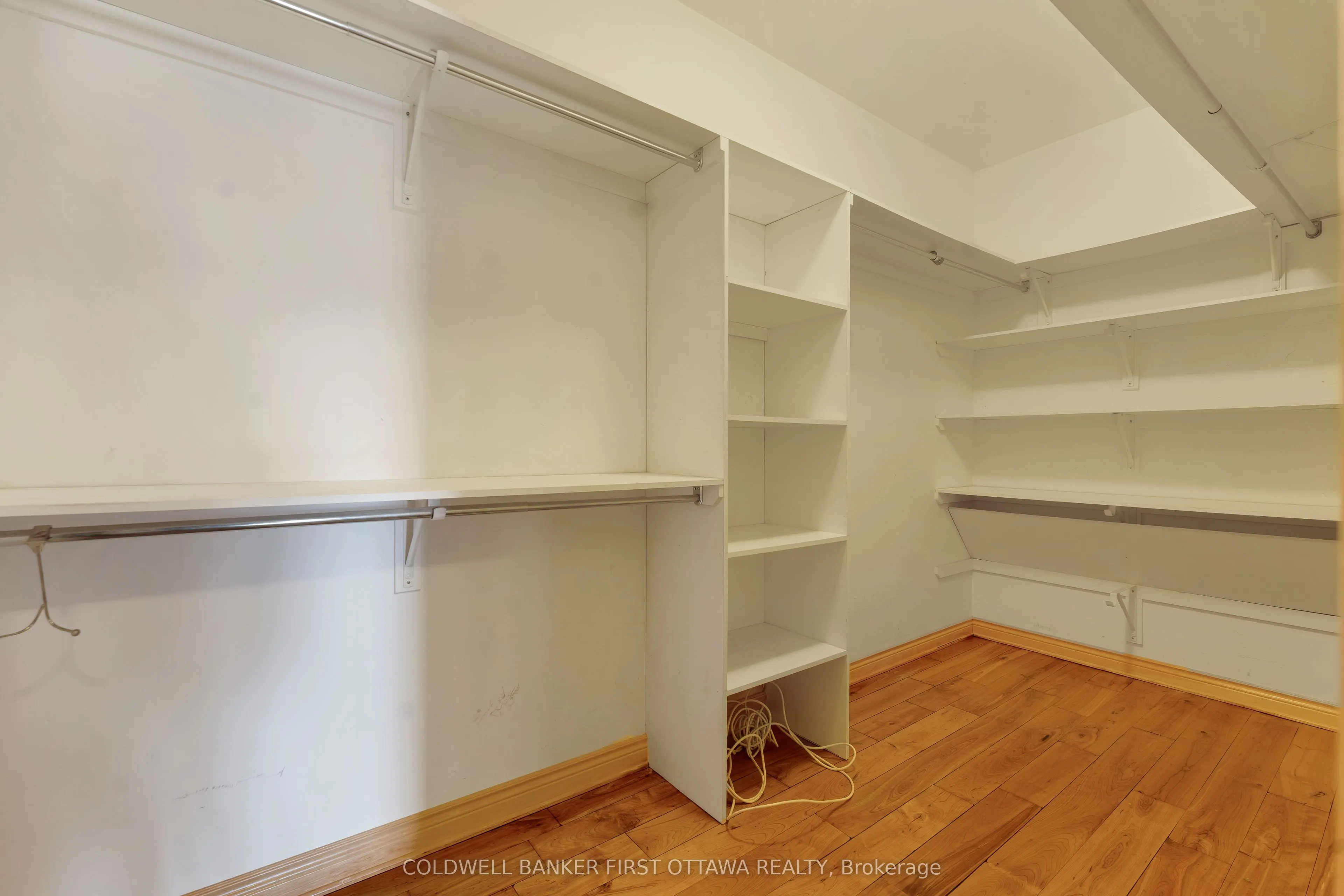 399 Grady Road E