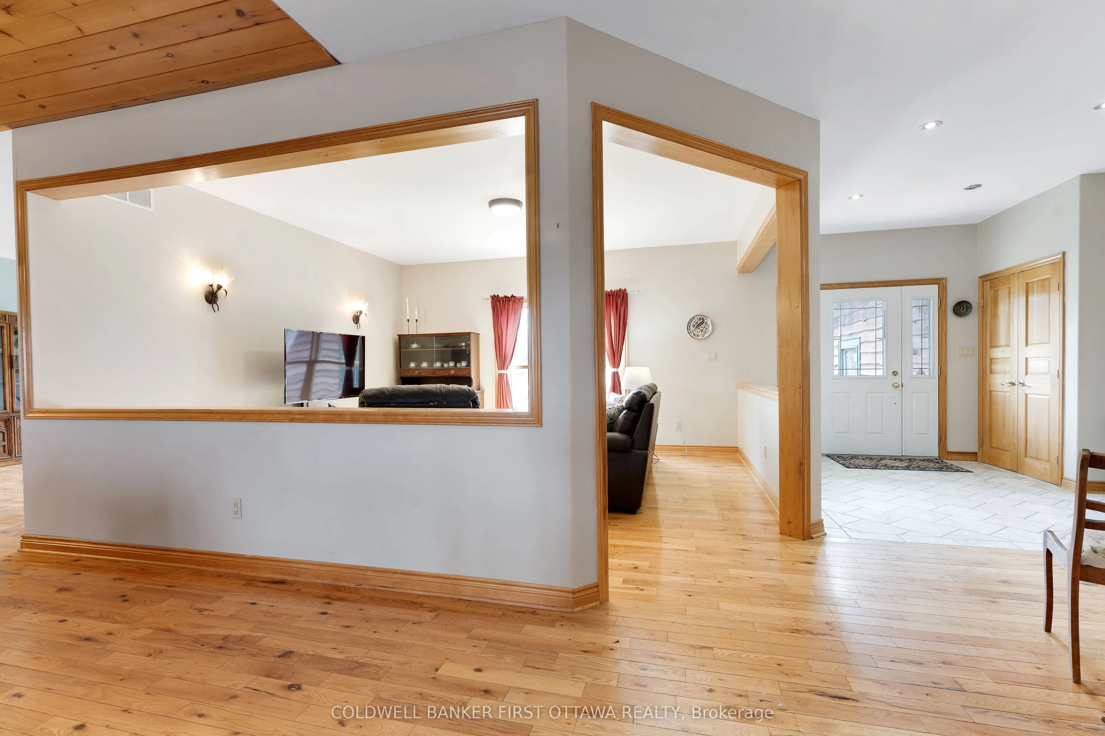 399 Grady Road E