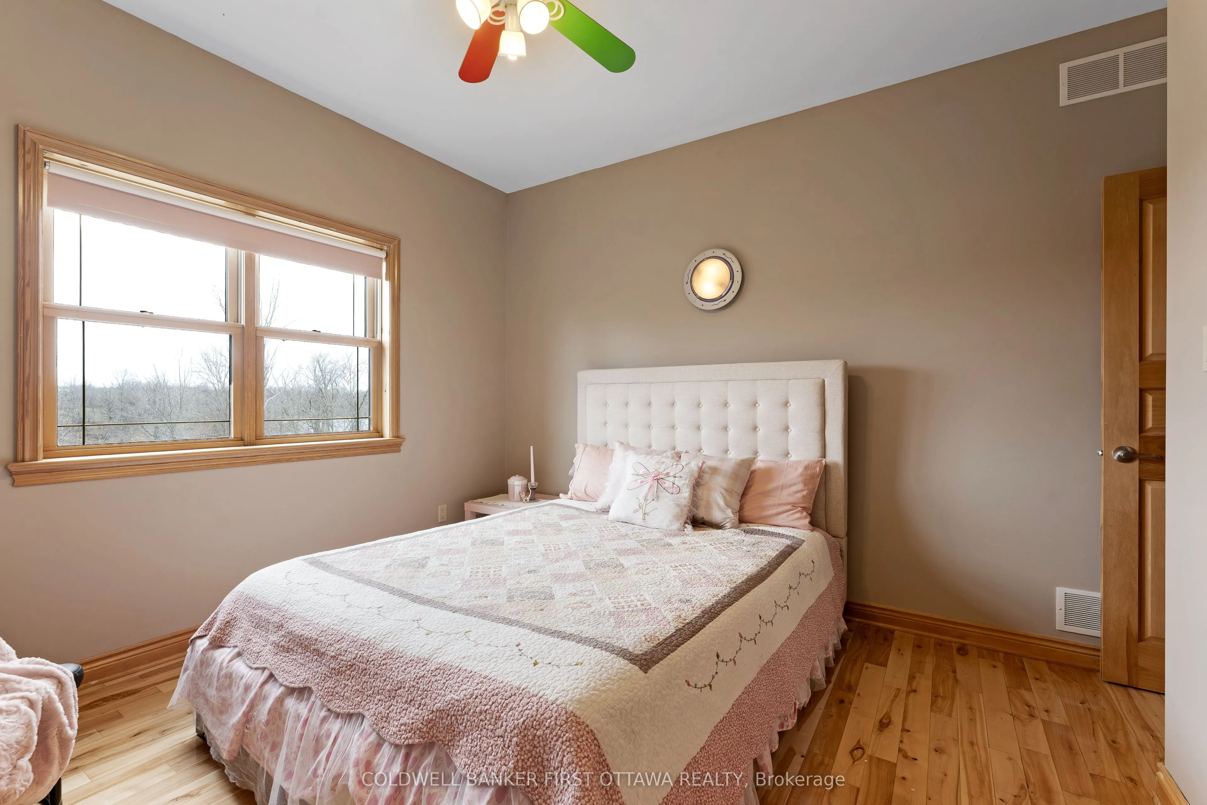 399 Grady Road E