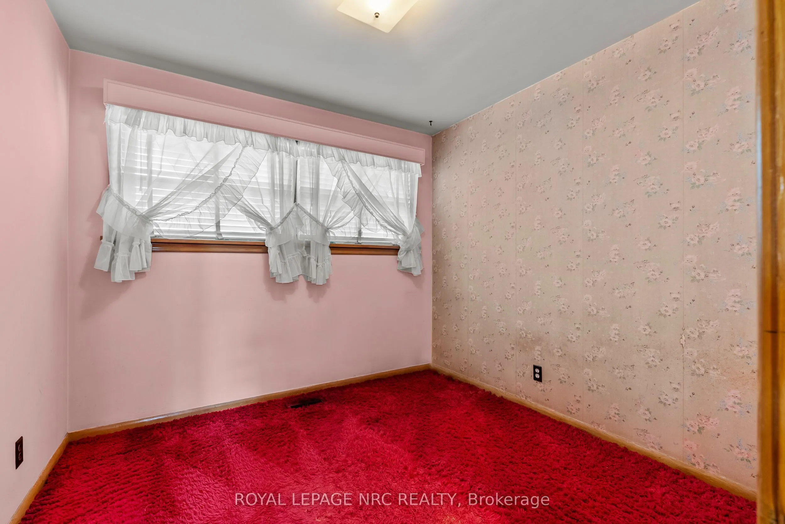 552 Bunting Road