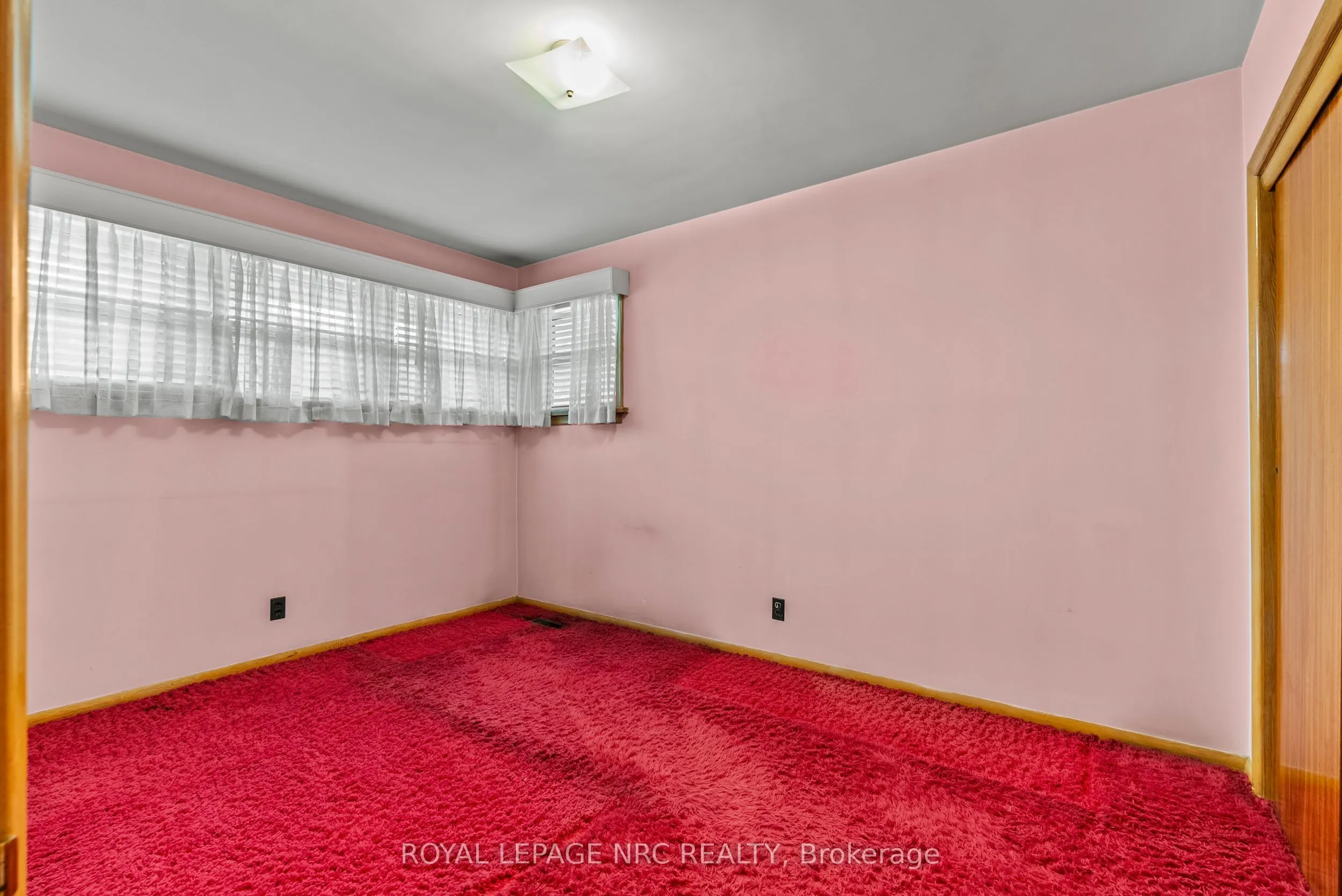 552 Bunting Road