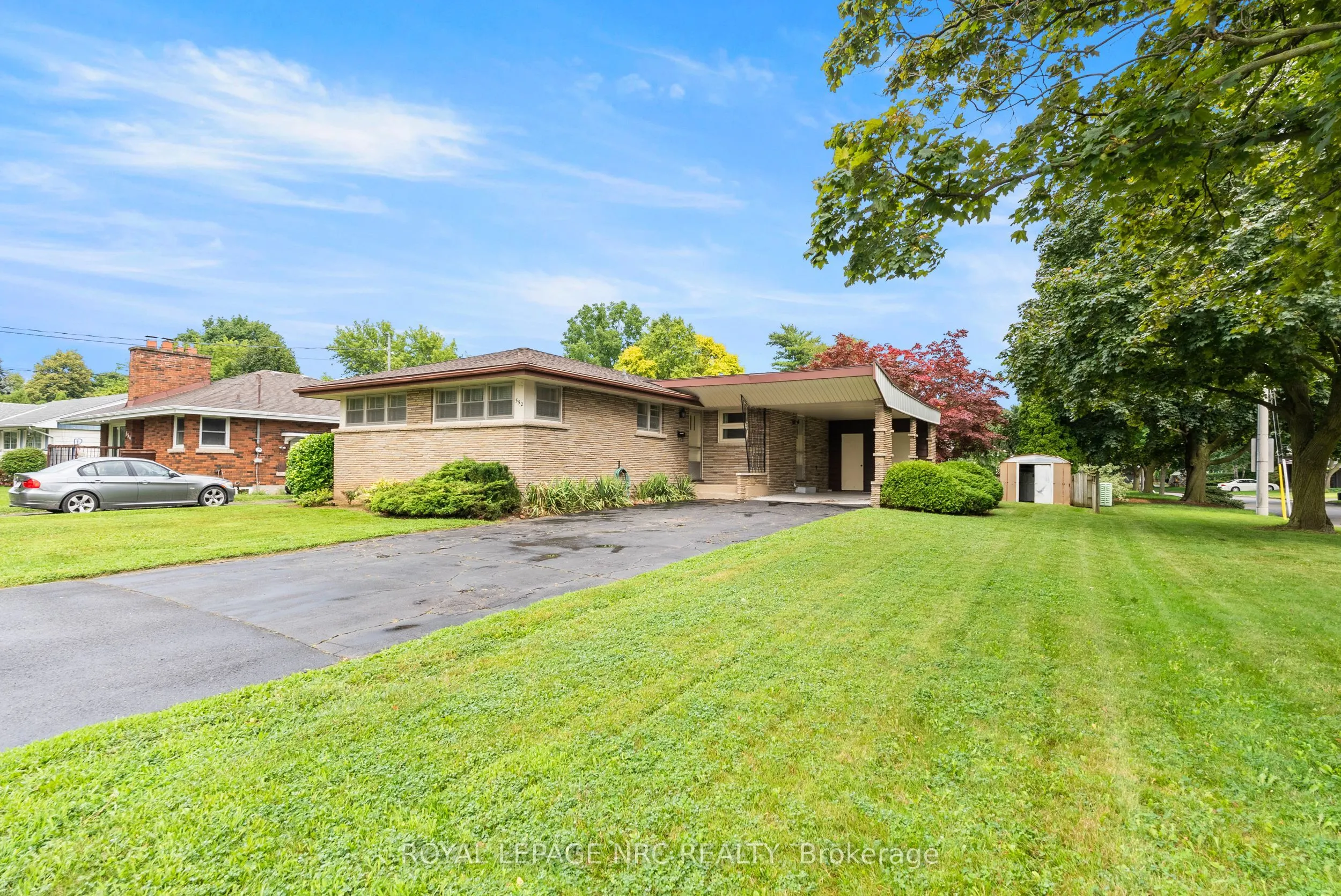 552 Bunting Road