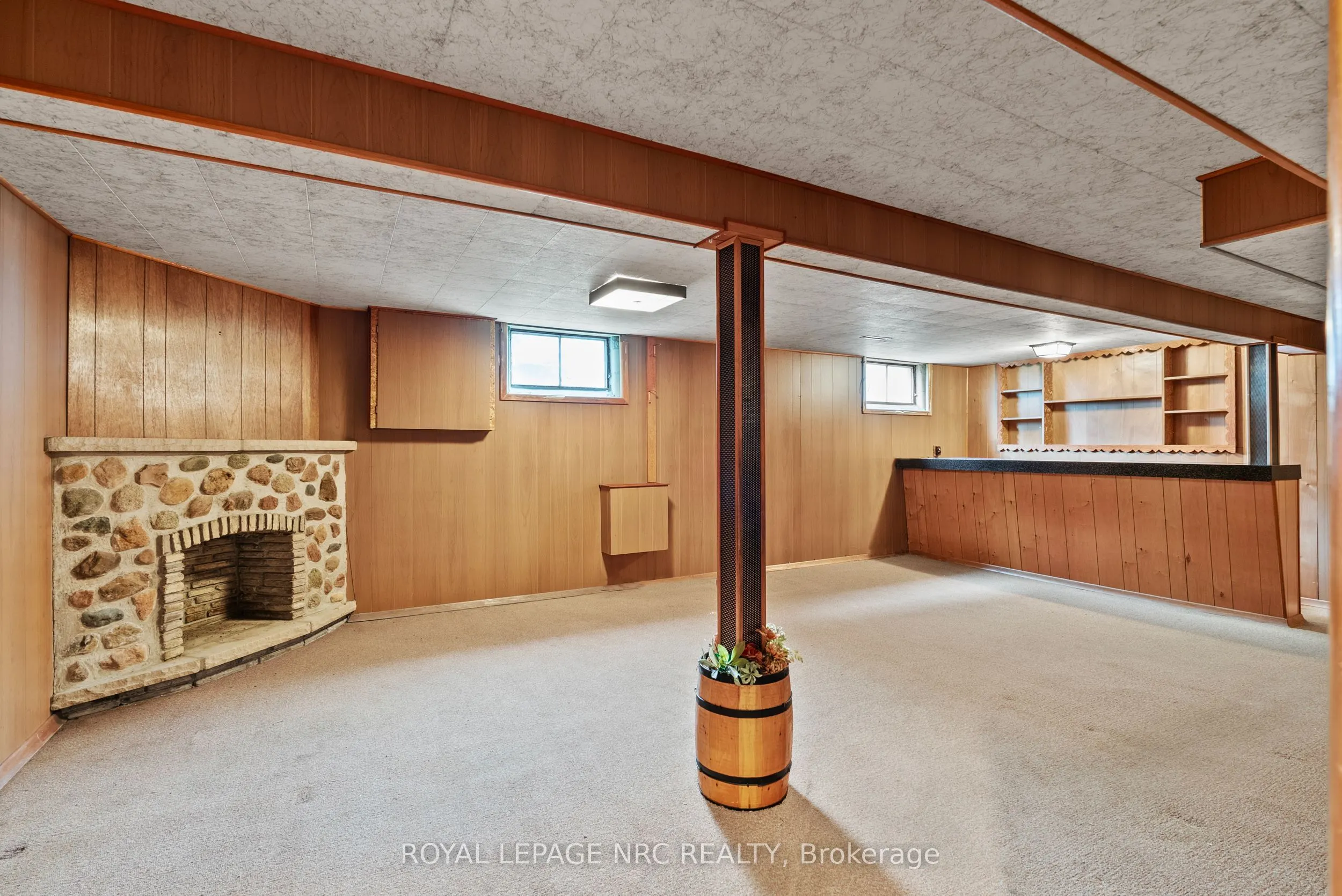 552 Bunting Road