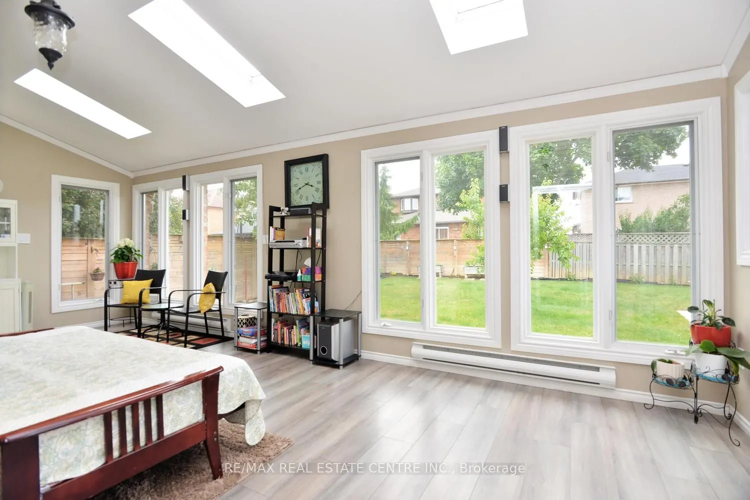 43 Regalview Drive