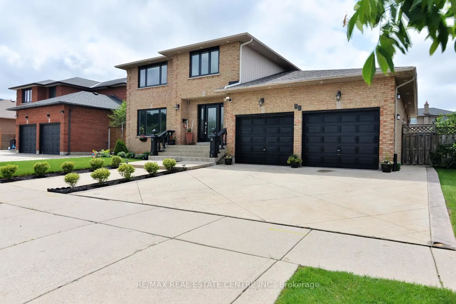 43 Regalview Drive