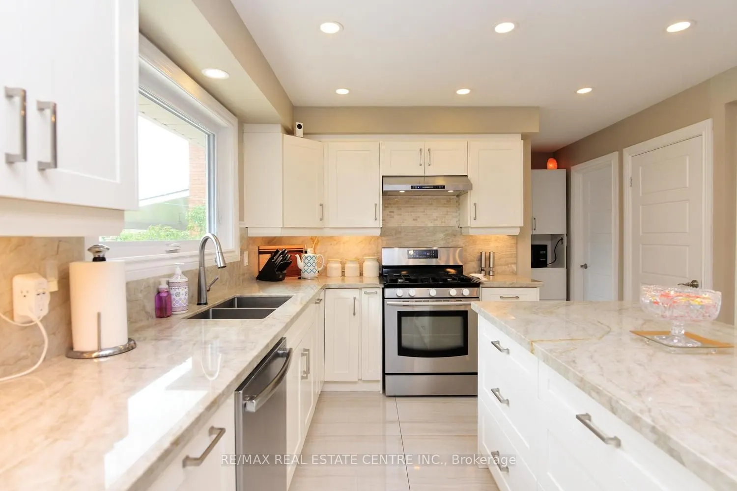 43 Regalview Drive