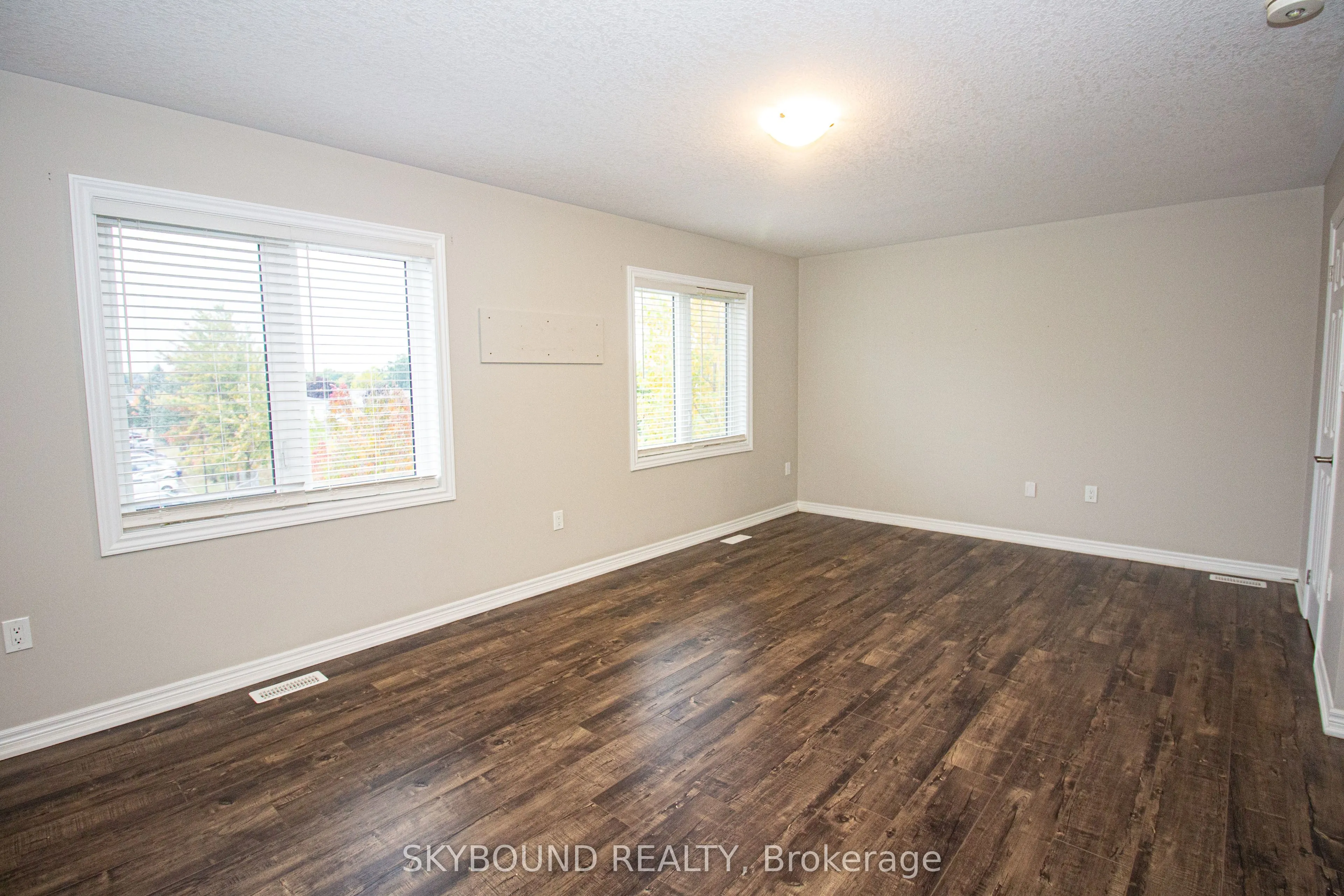 395 Linden Drive #8