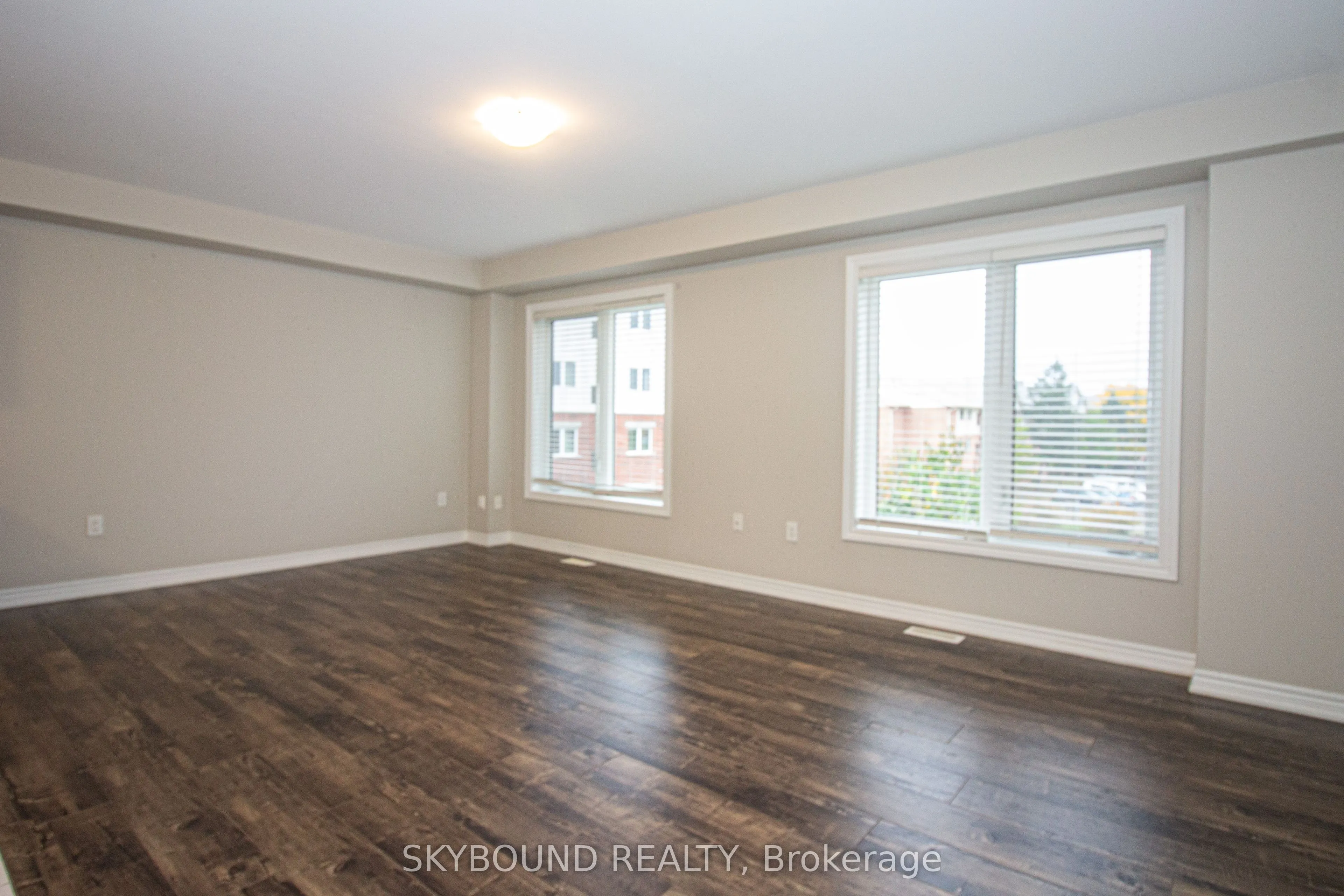395 Linden Drive #8
