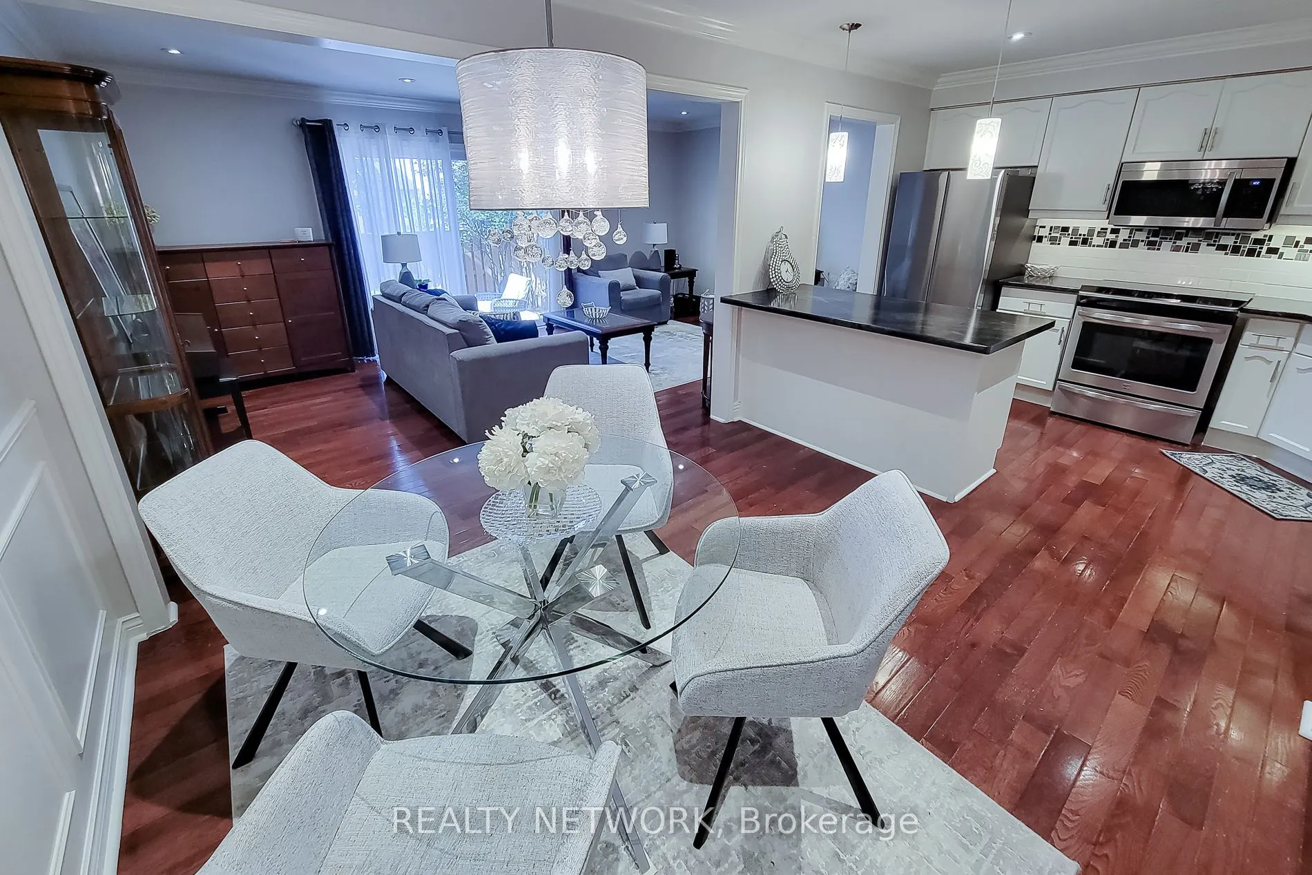 34 Dynasty Avenue #44