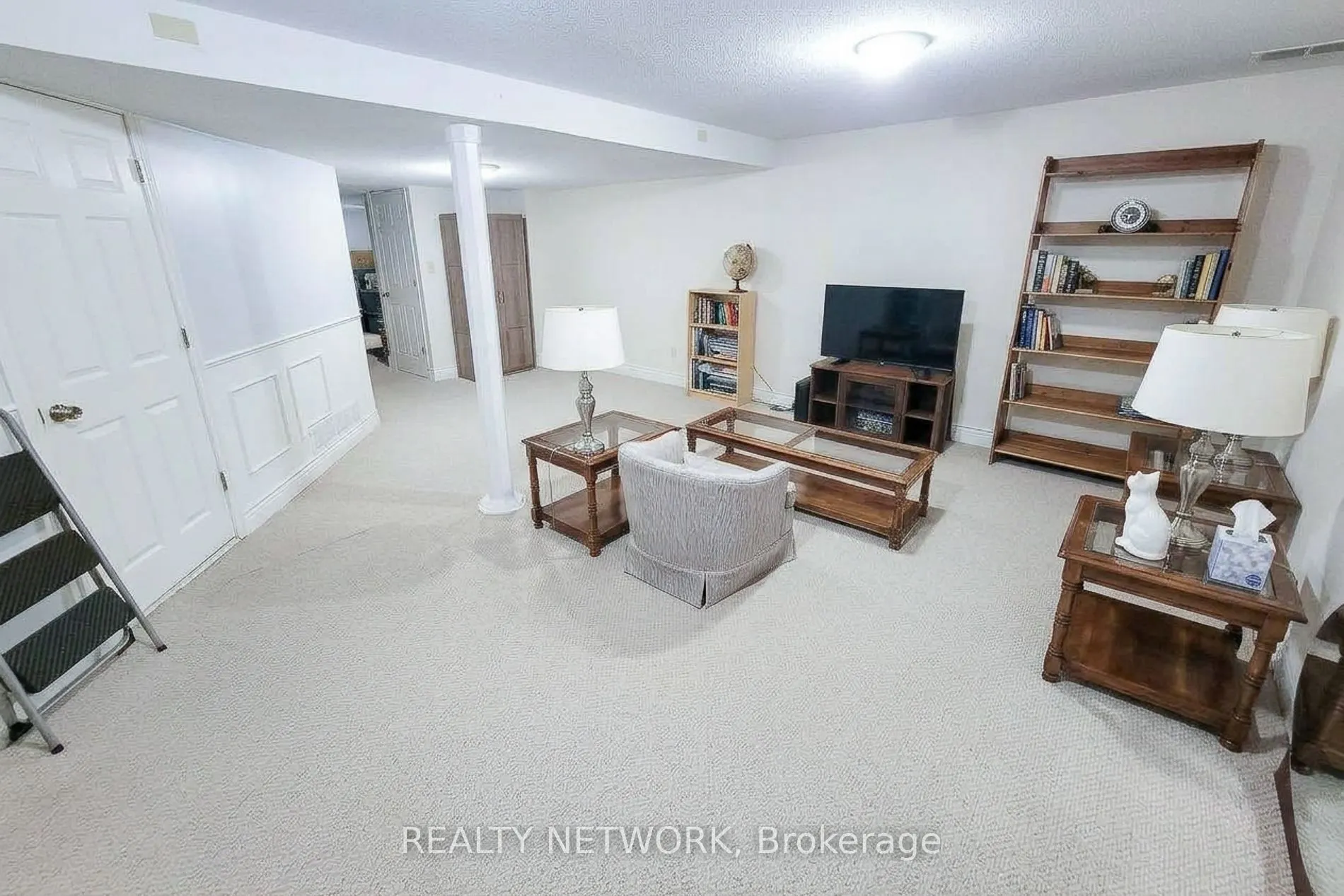 34 Dynasty Avenue #44