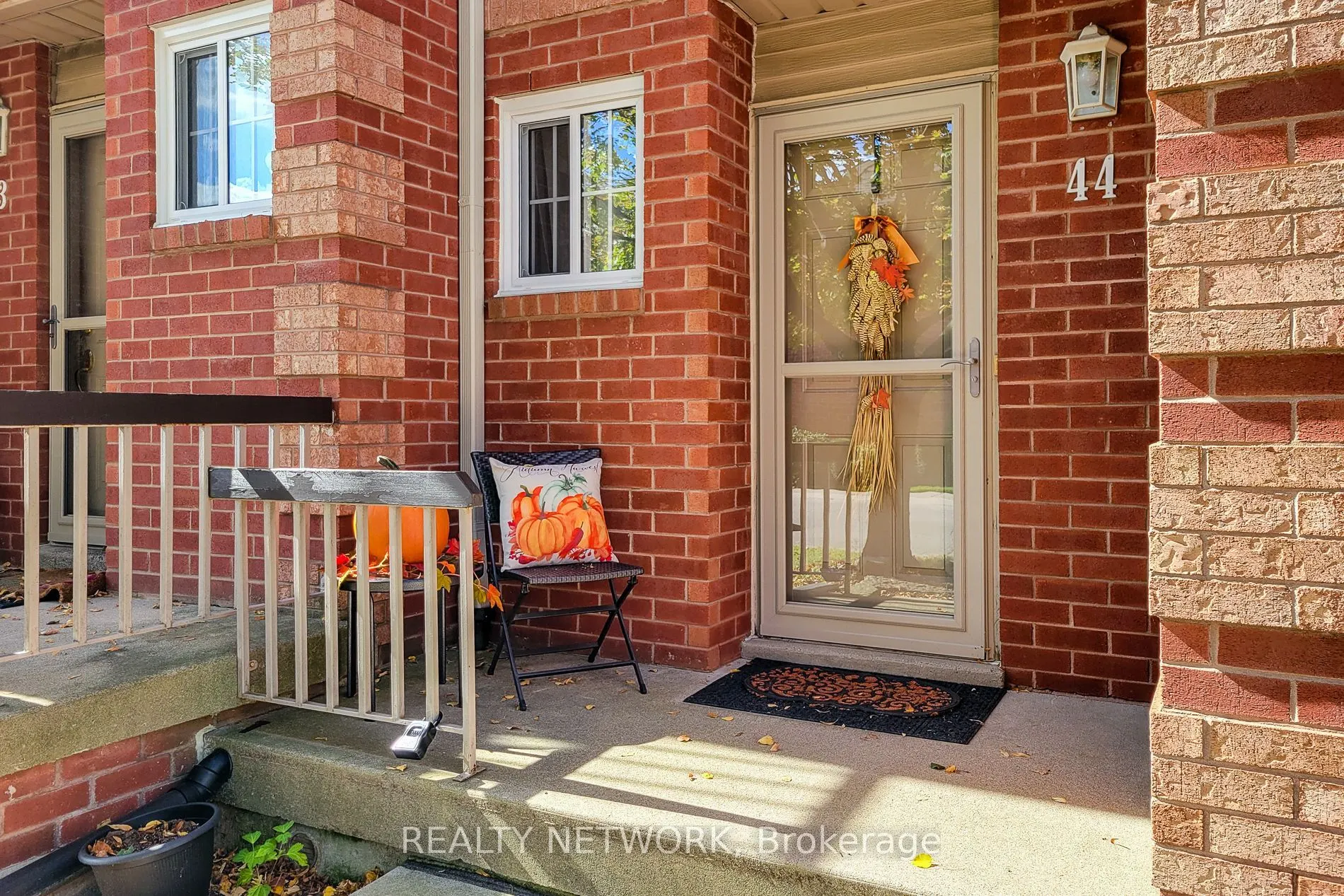 34 Dynasty Avenue #44