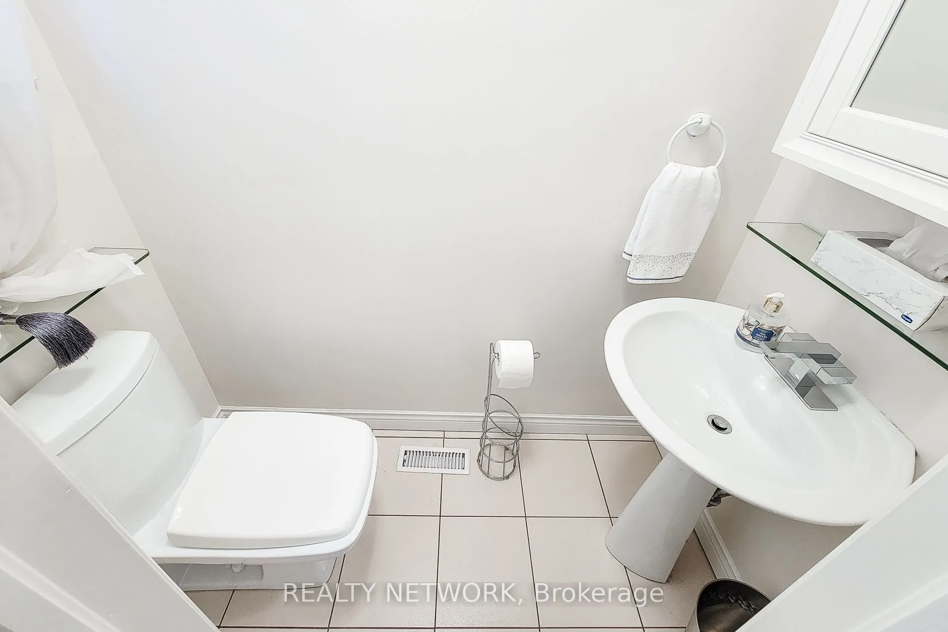 34 Dynasty Avenue #44