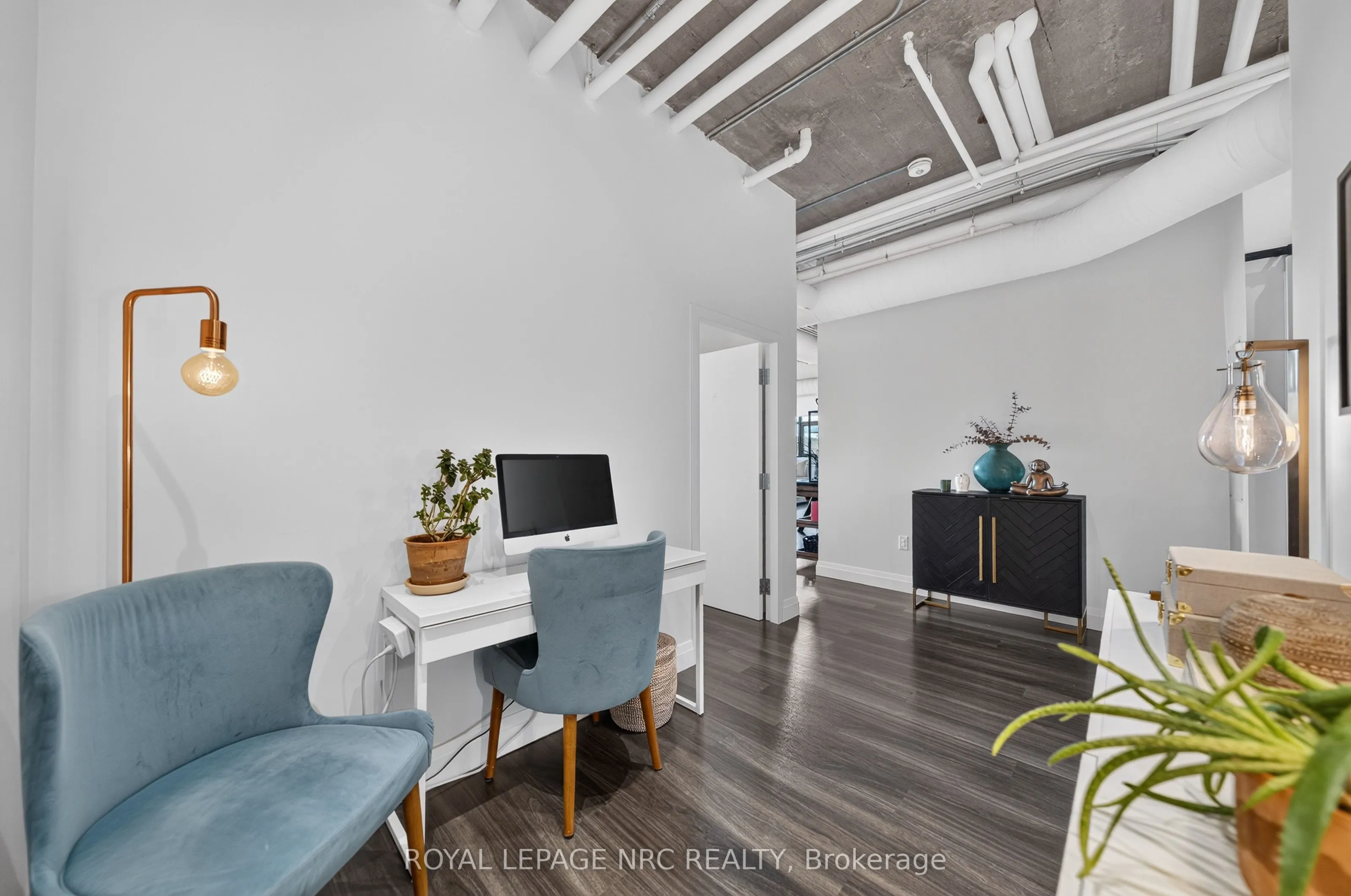 120 Huron Street #418