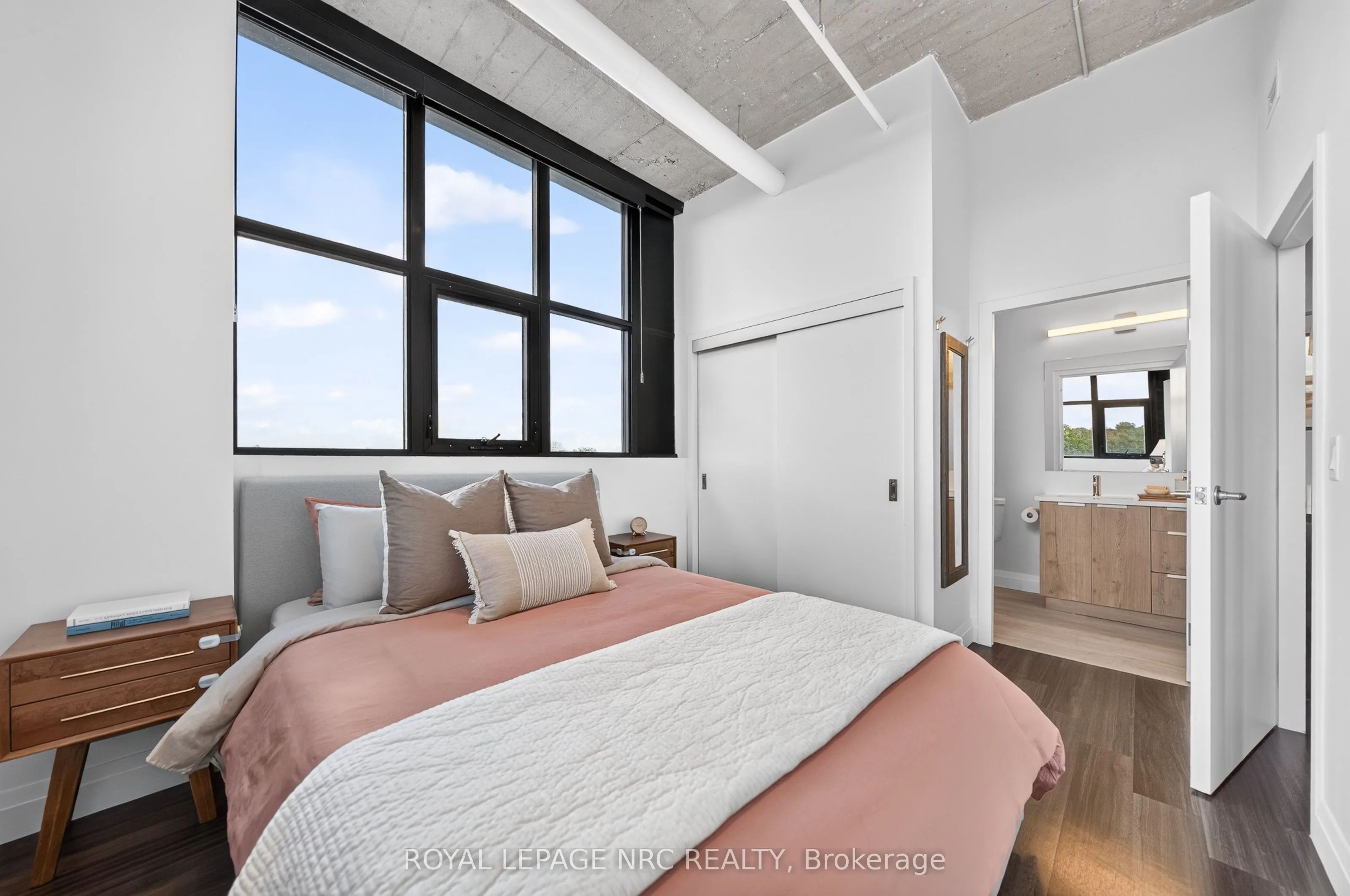 120 Huron Street #418