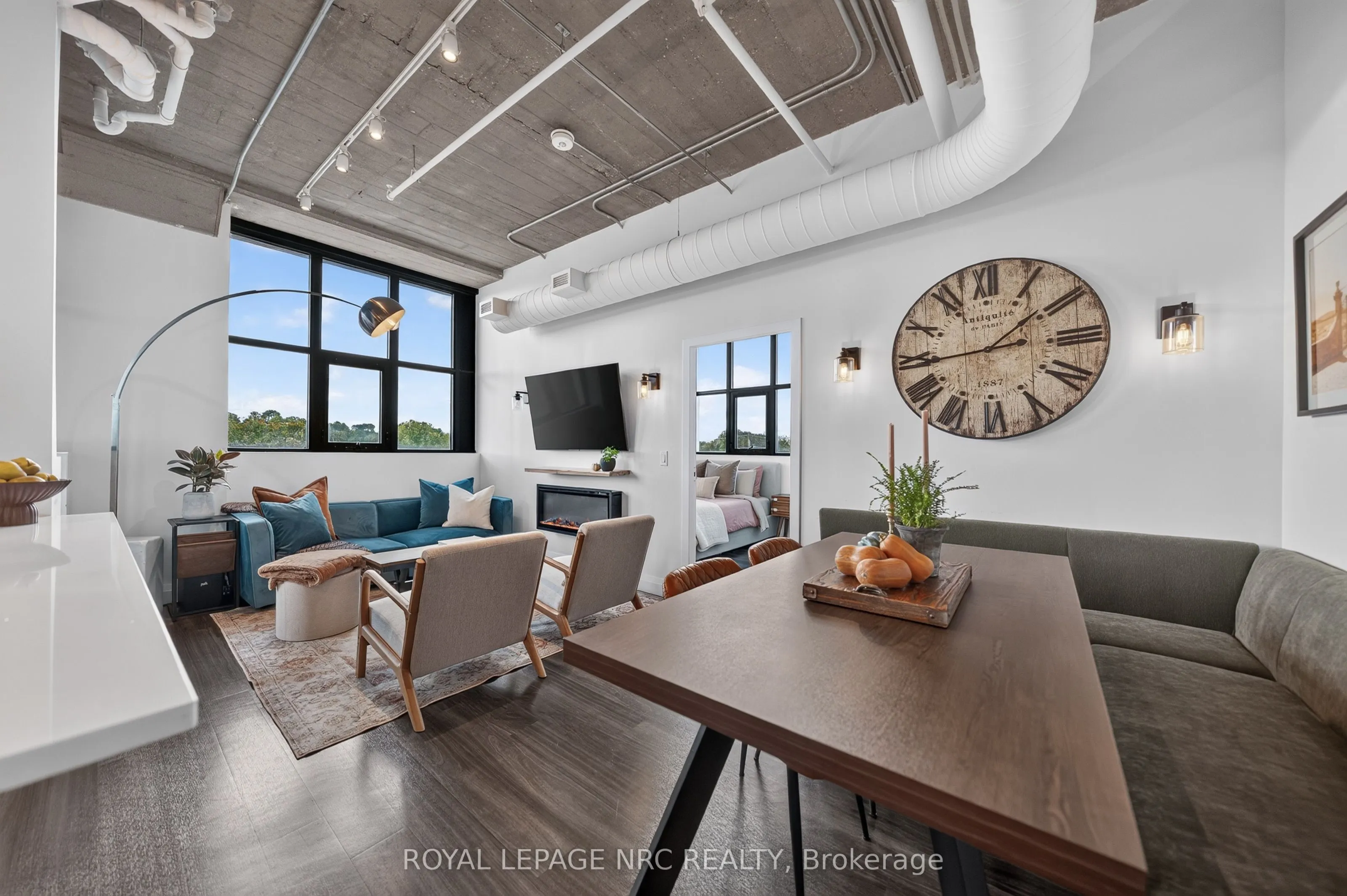 120 Huron Street #418