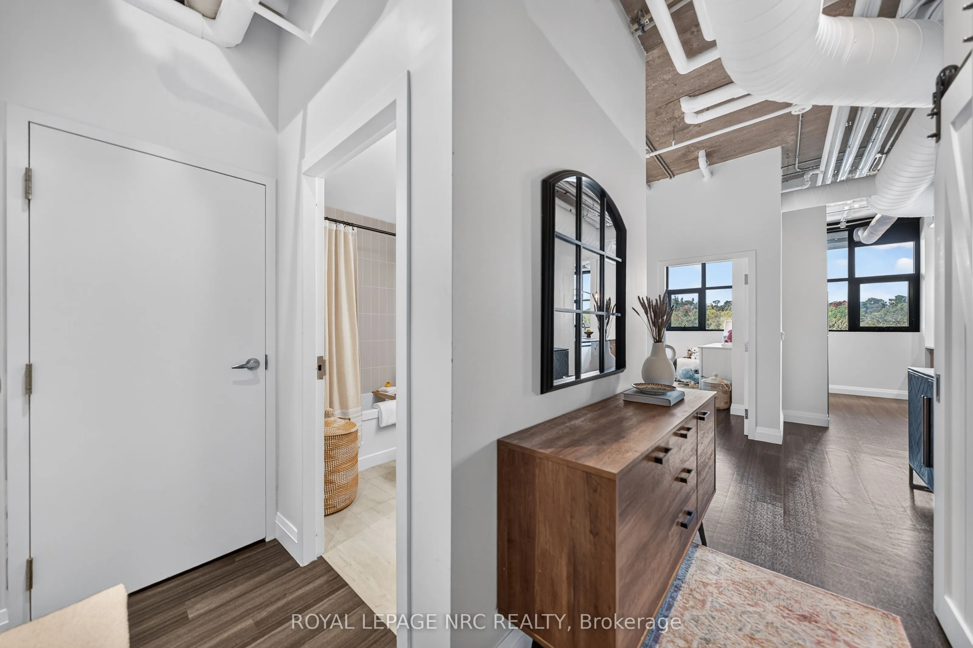 120 Huron Street #418