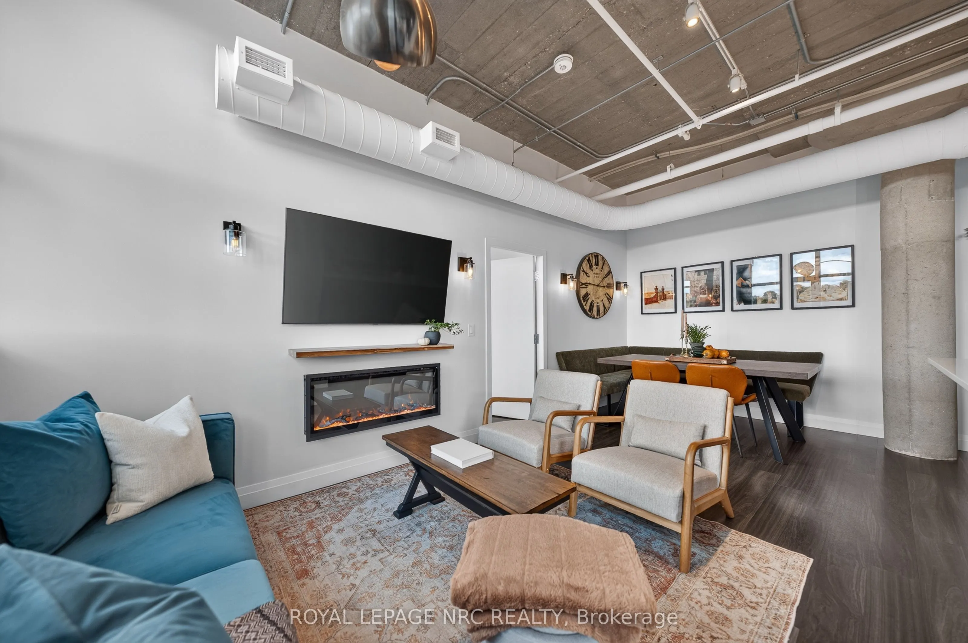 120 Huron Street #418