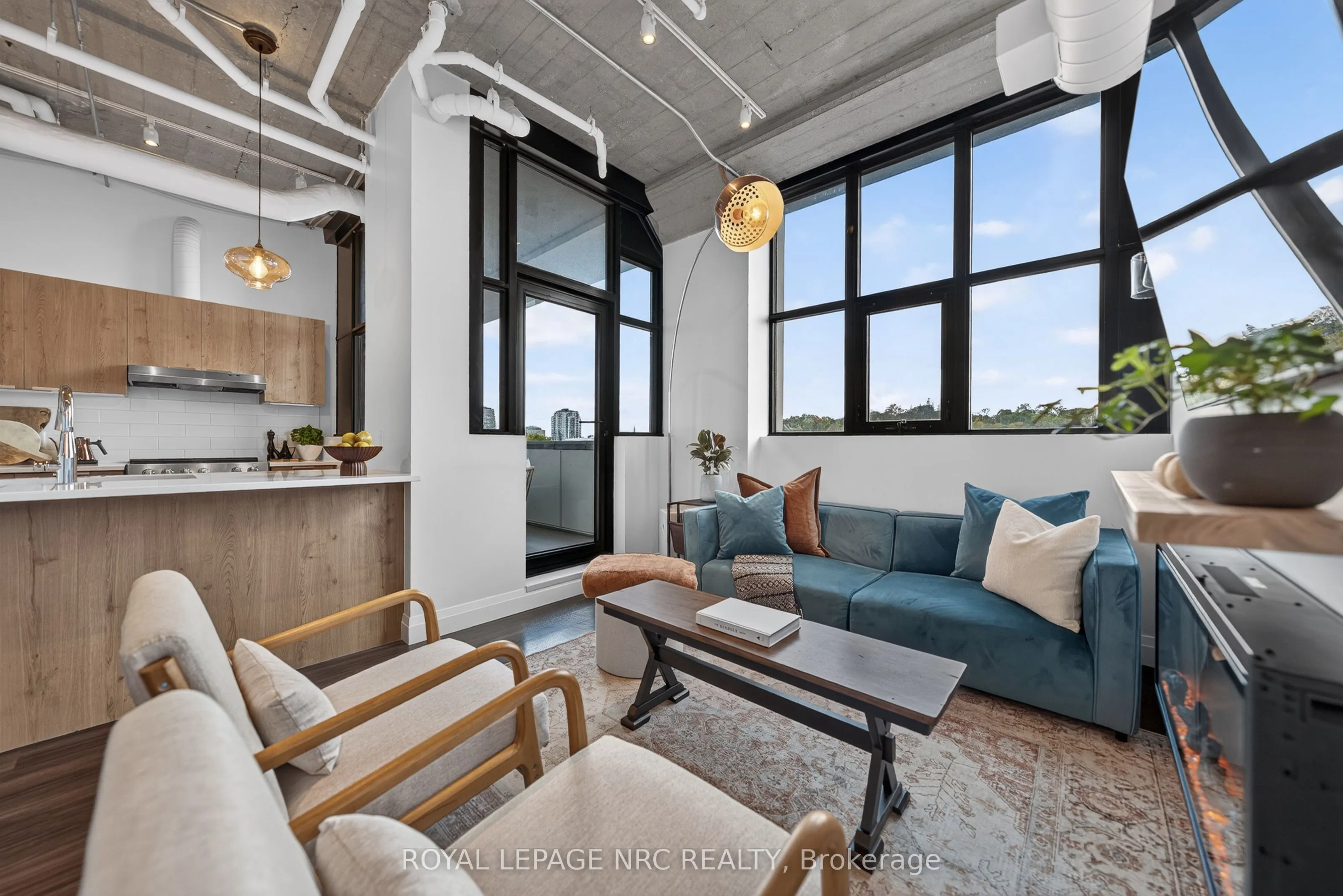 120 Huron Street #418
