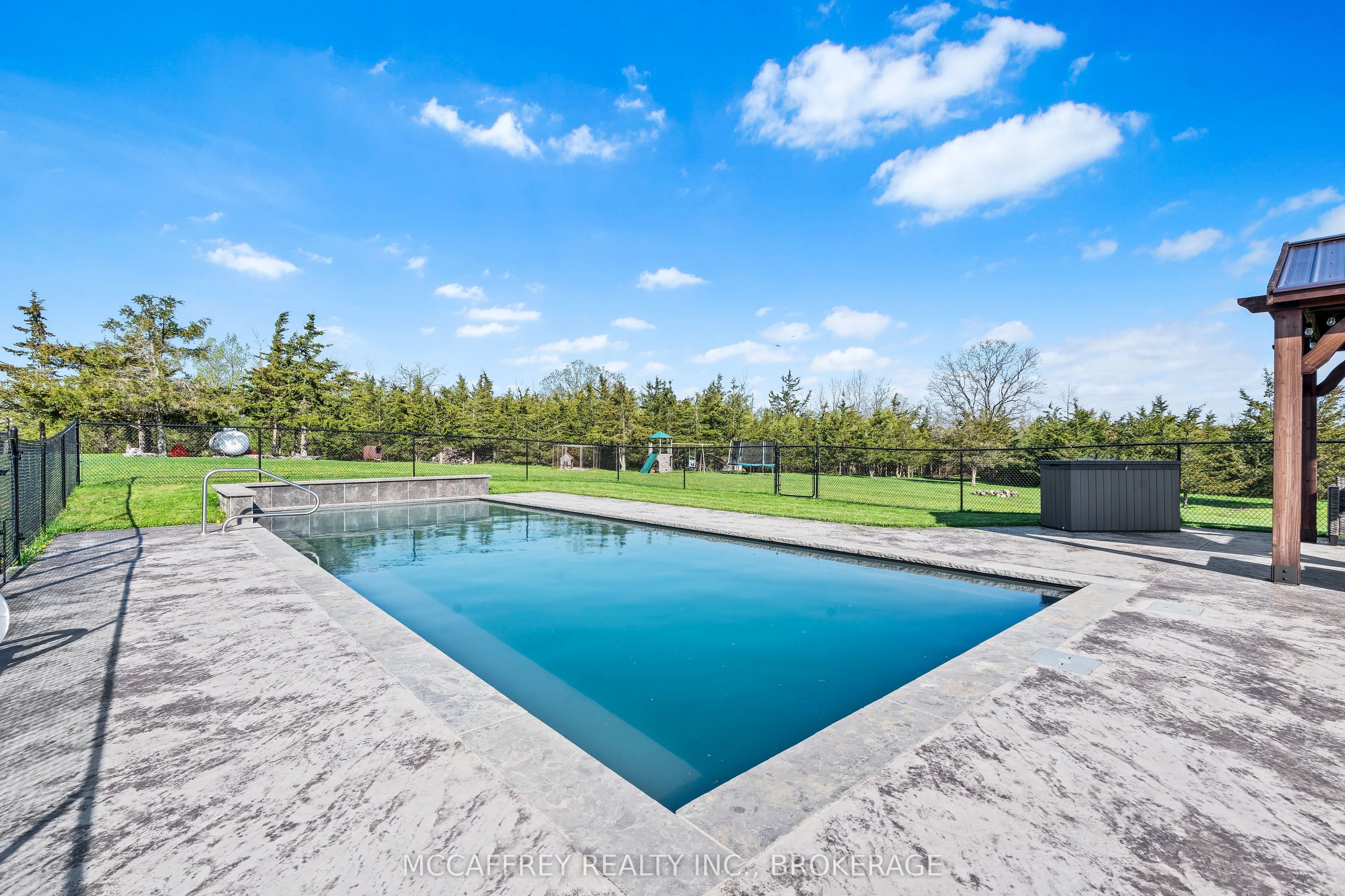 573 Glennelm Road