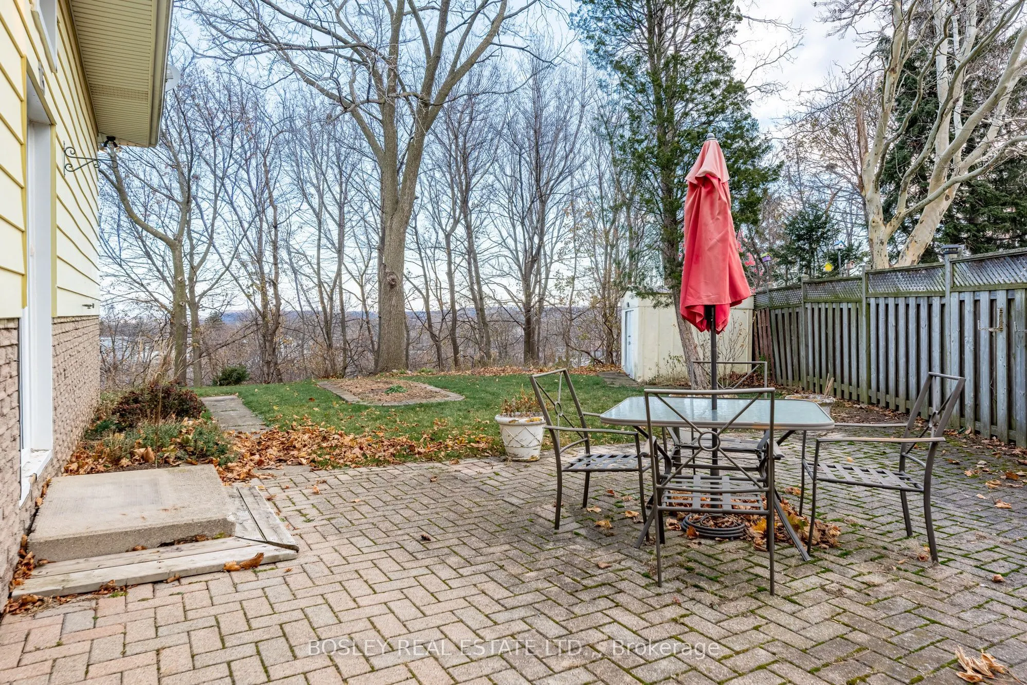 15 ALDEN Court