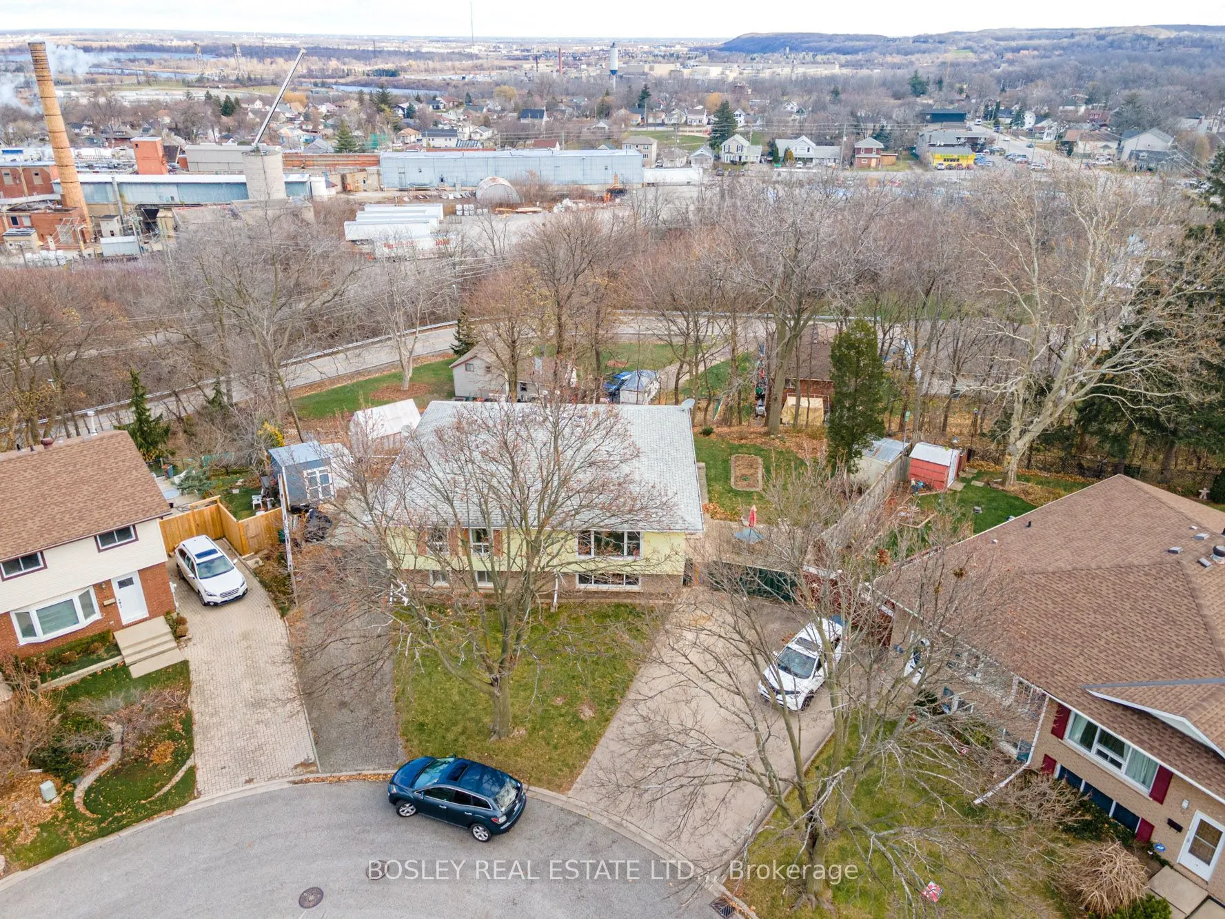 15 Alden Court