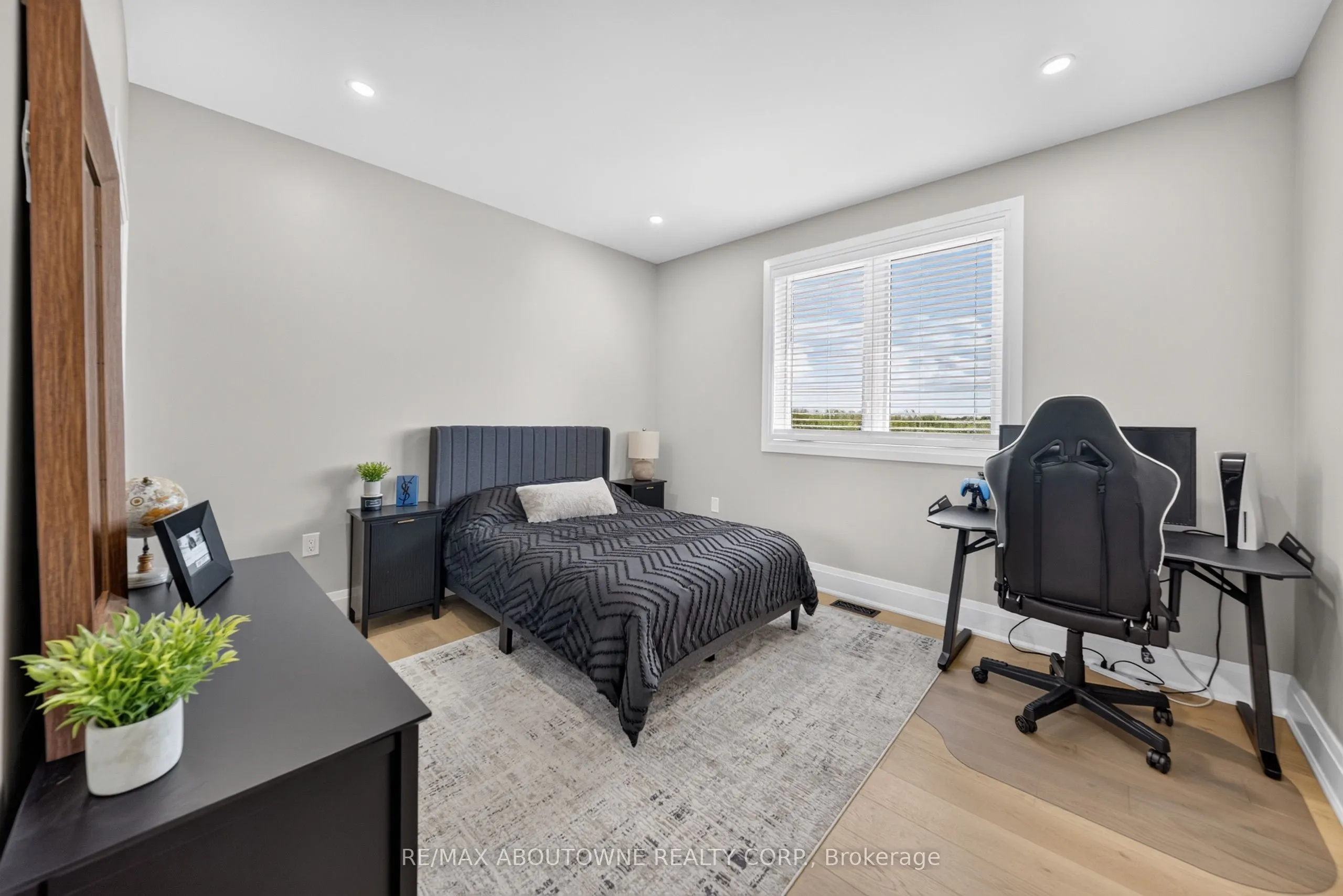 21 Haldimand 66 Road