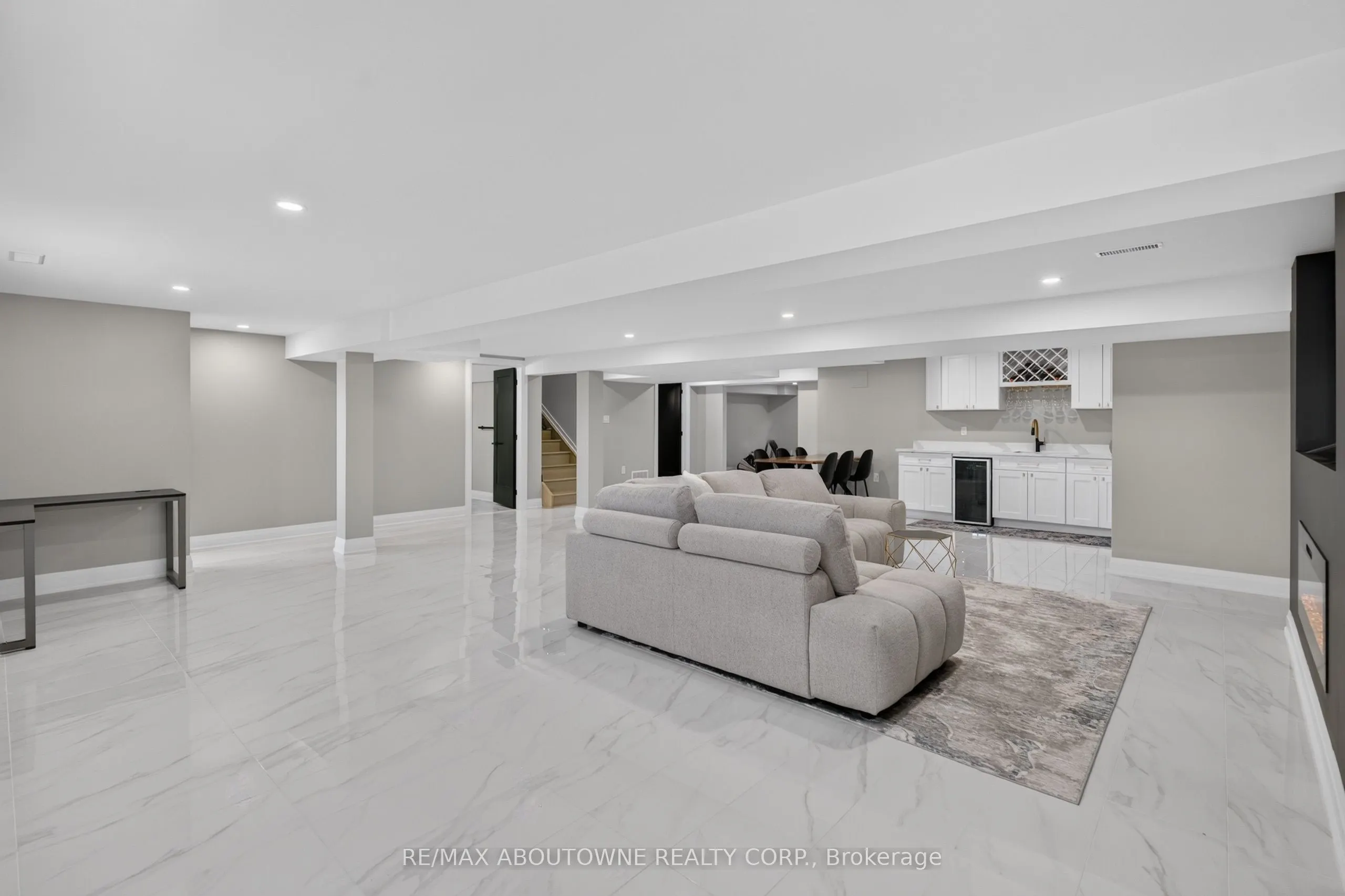 21 Haldimand 66 Road