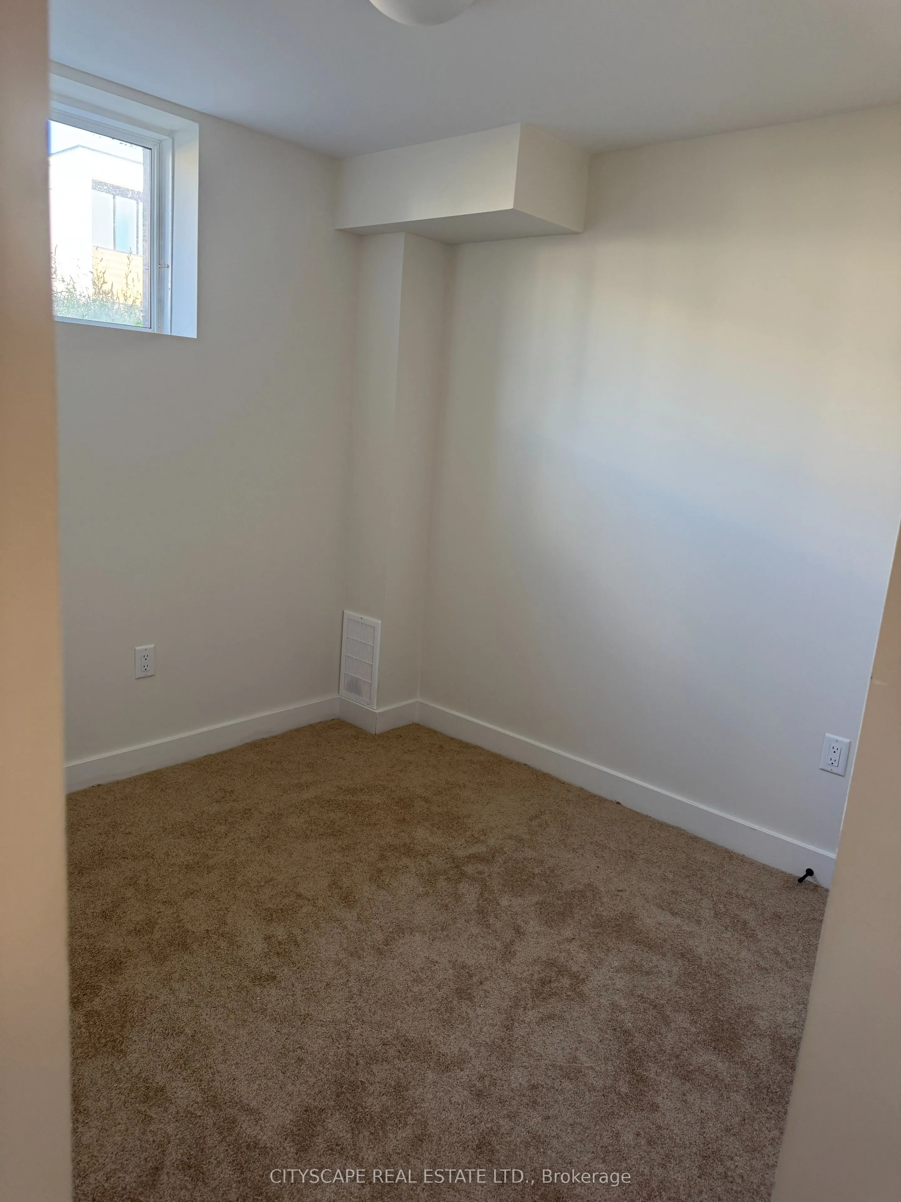 190 Stoneleigh Drive