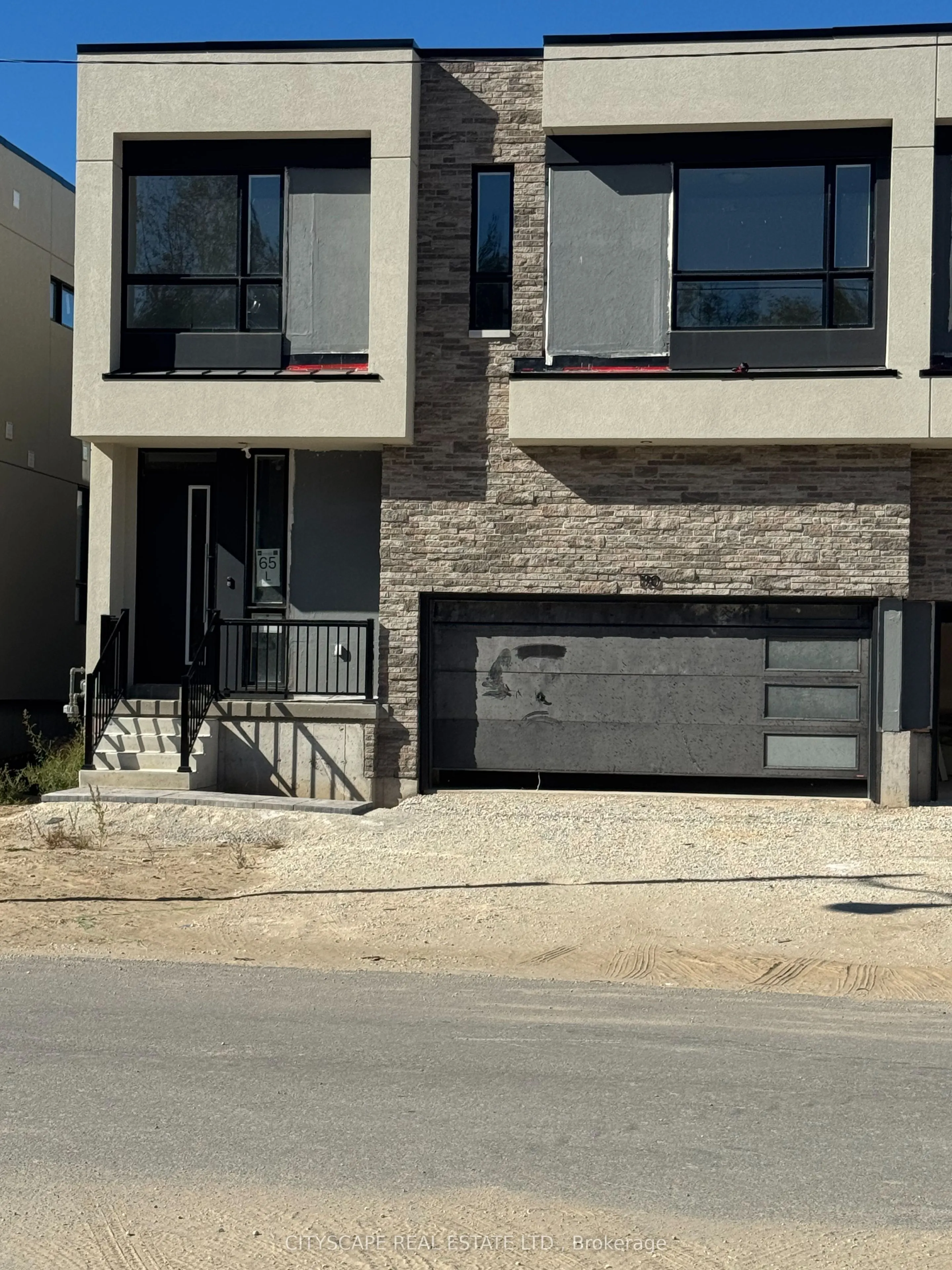 190 Stoneleigh Drive