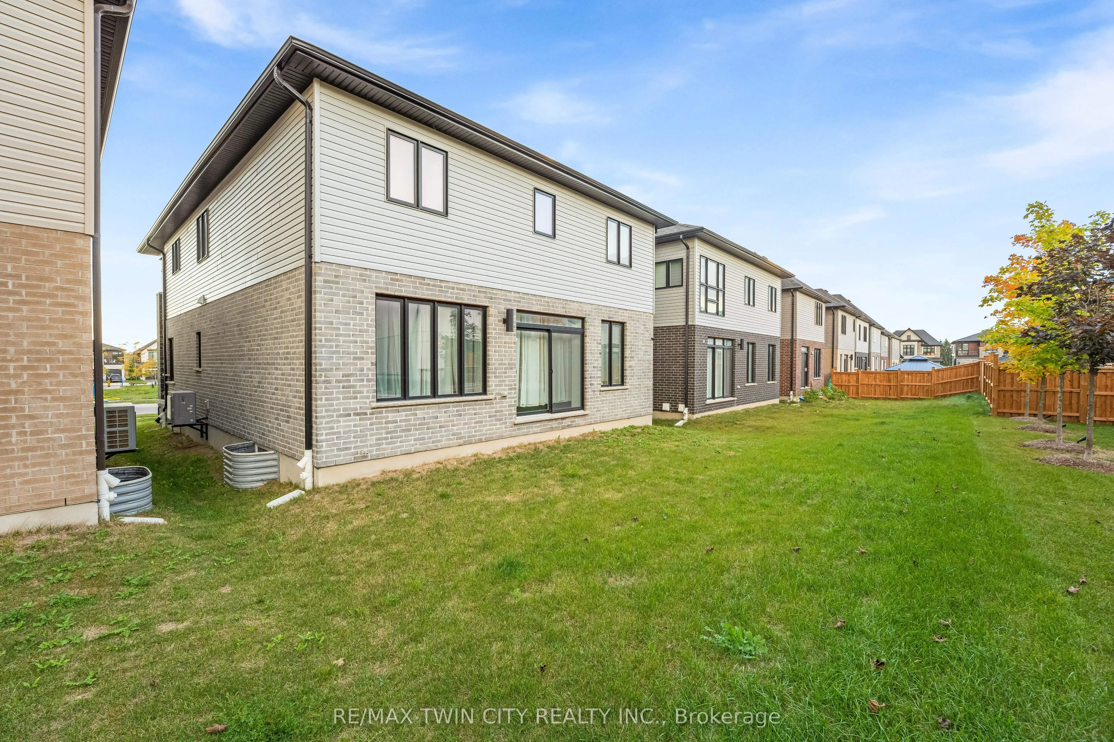 31 Jacob Detweiller Drive