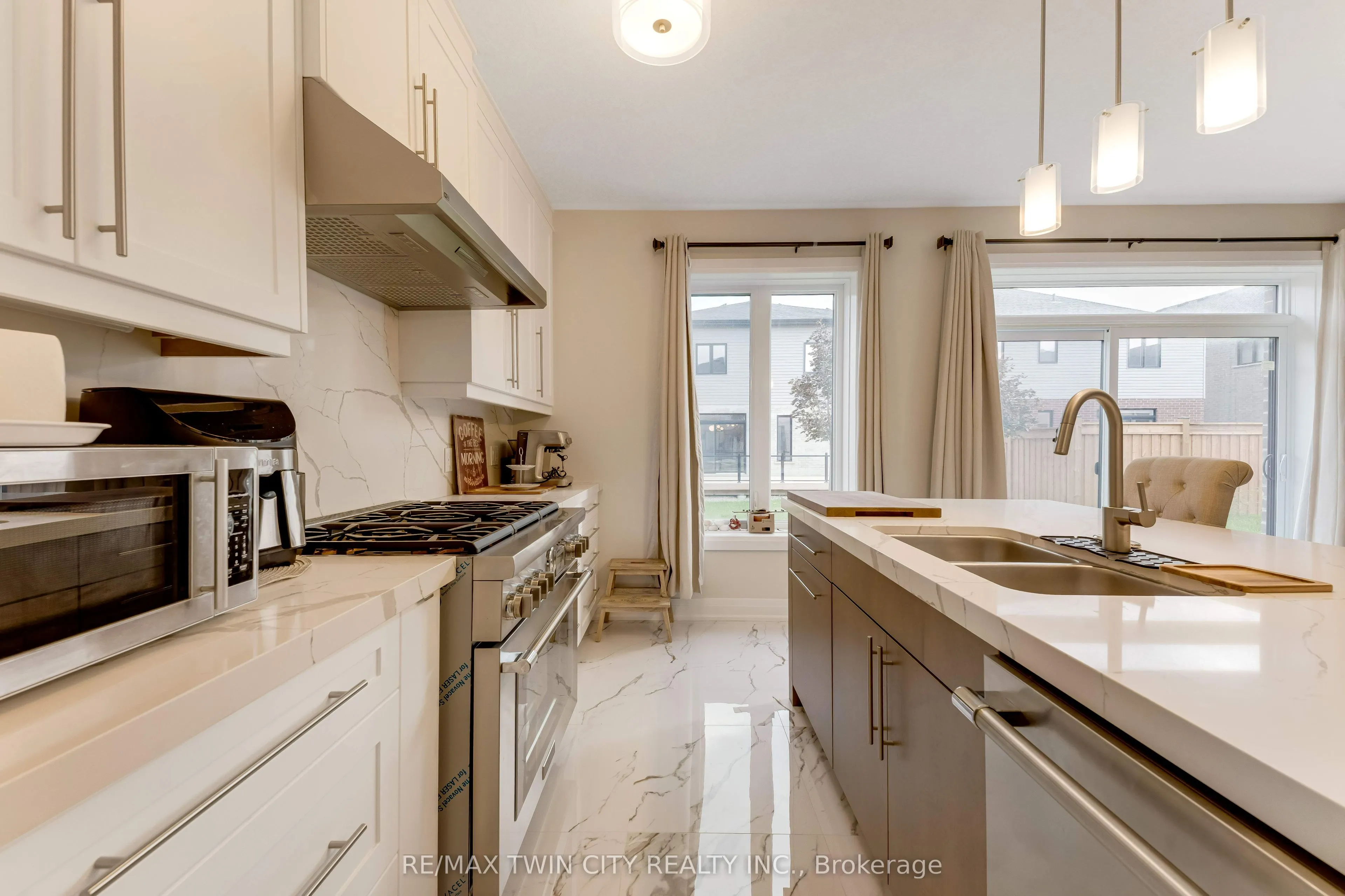 31 Jacob Detweiller Drive