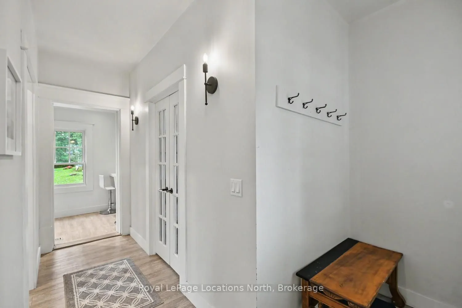135 Marshall Street E