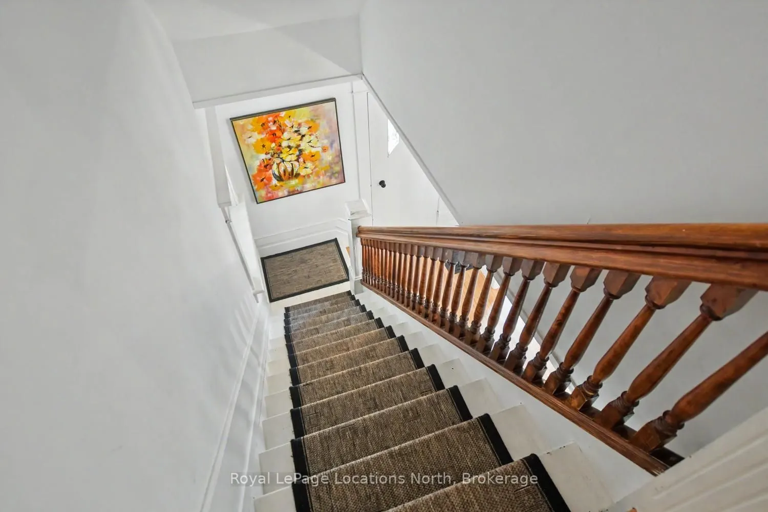 135 Marshall Street E