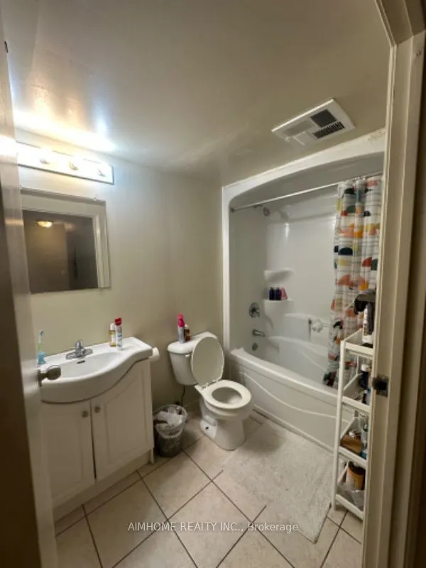 261 Lester Street #403