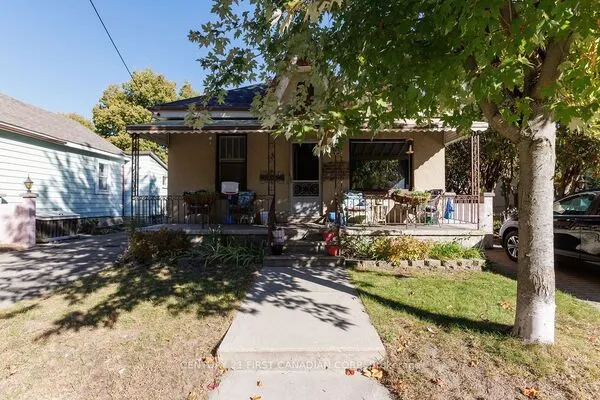 13 Springbank Drive