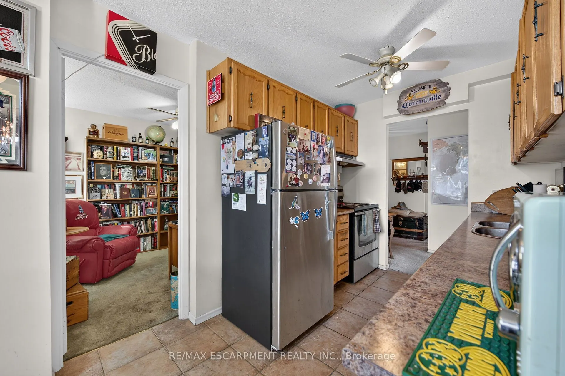 75 QUEEN Street N #1203