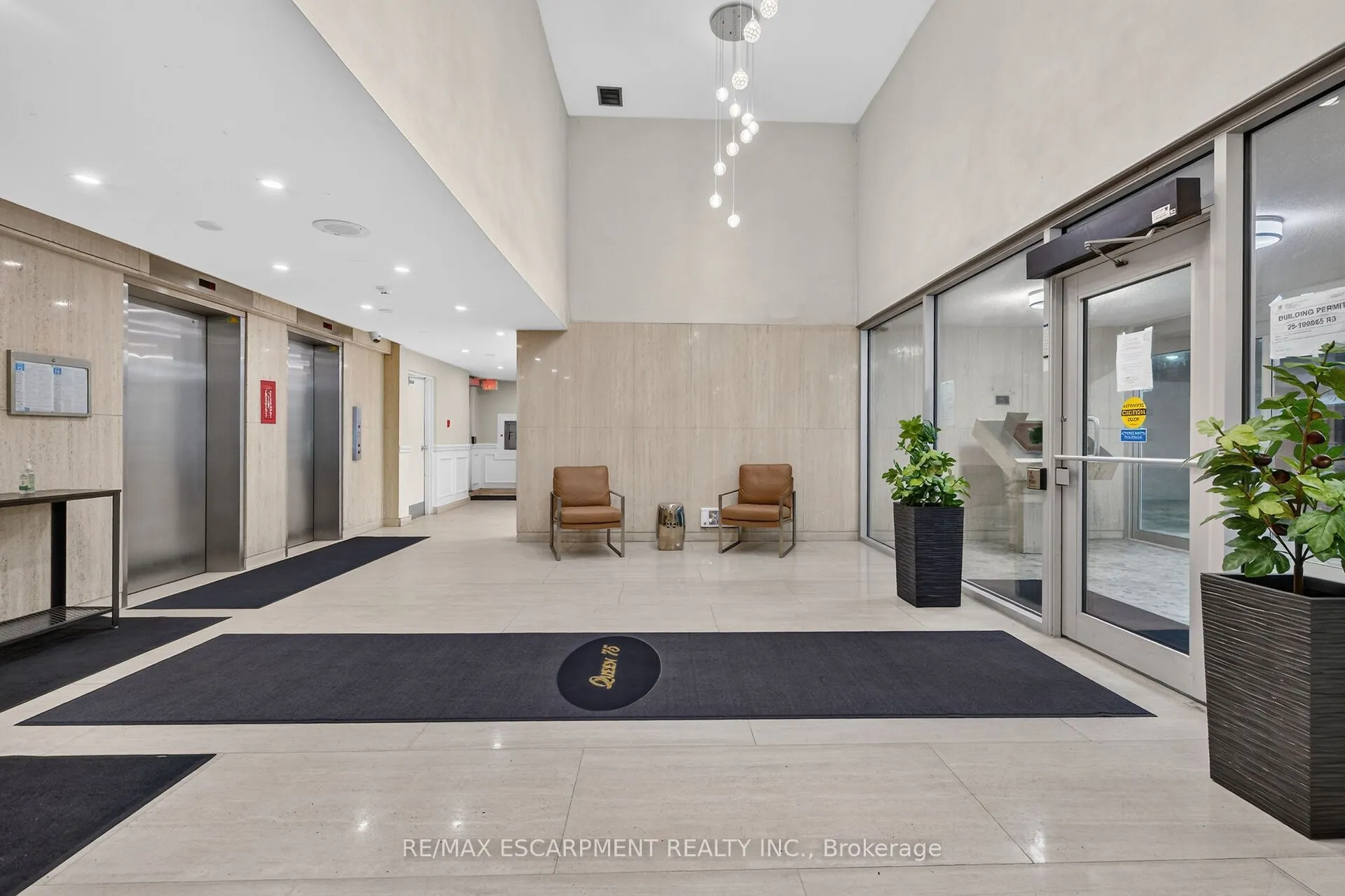 75 QUEEN Street N #1203